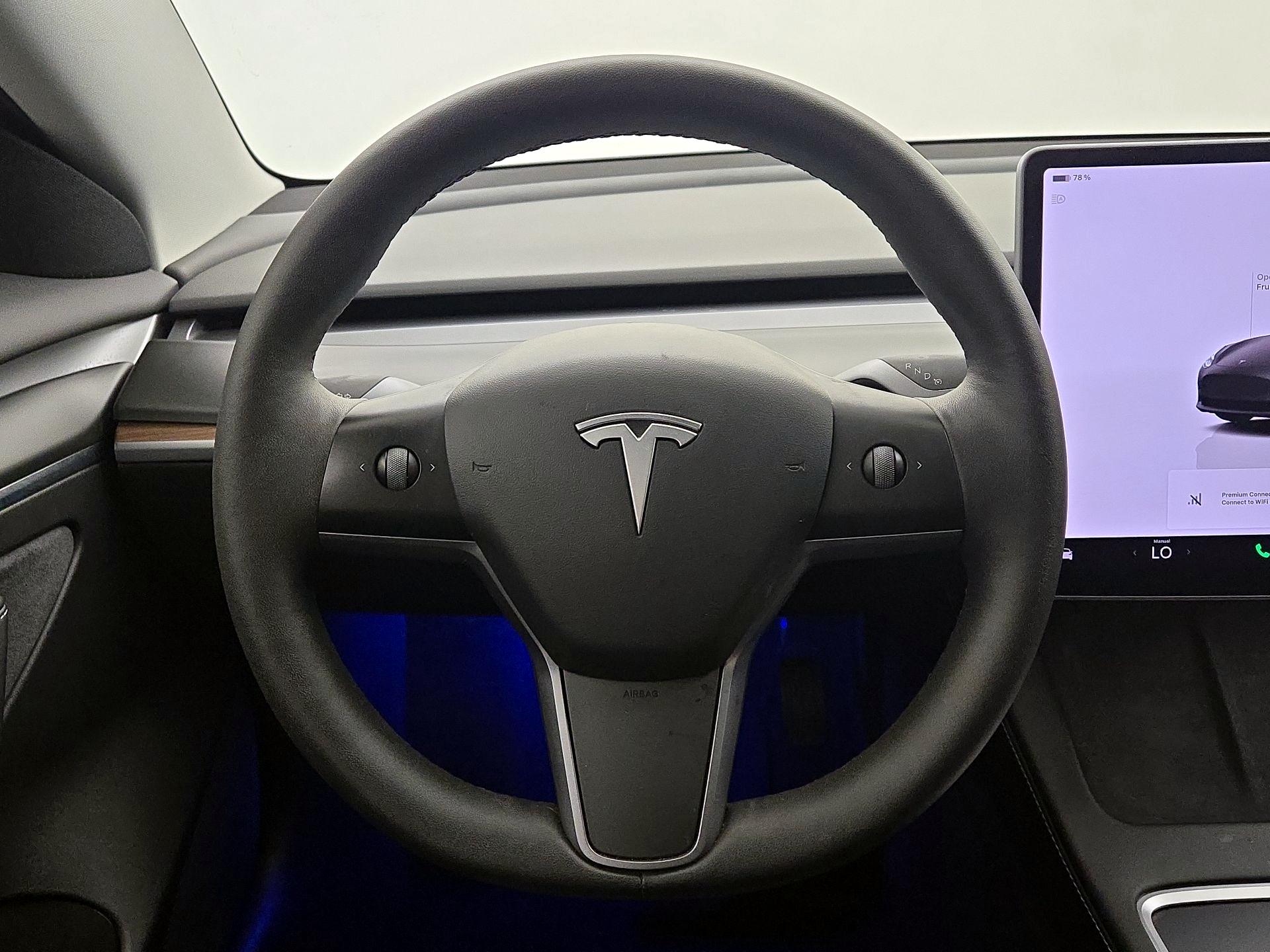 Thumbnail: 2022 Tesla Model 3 - 10