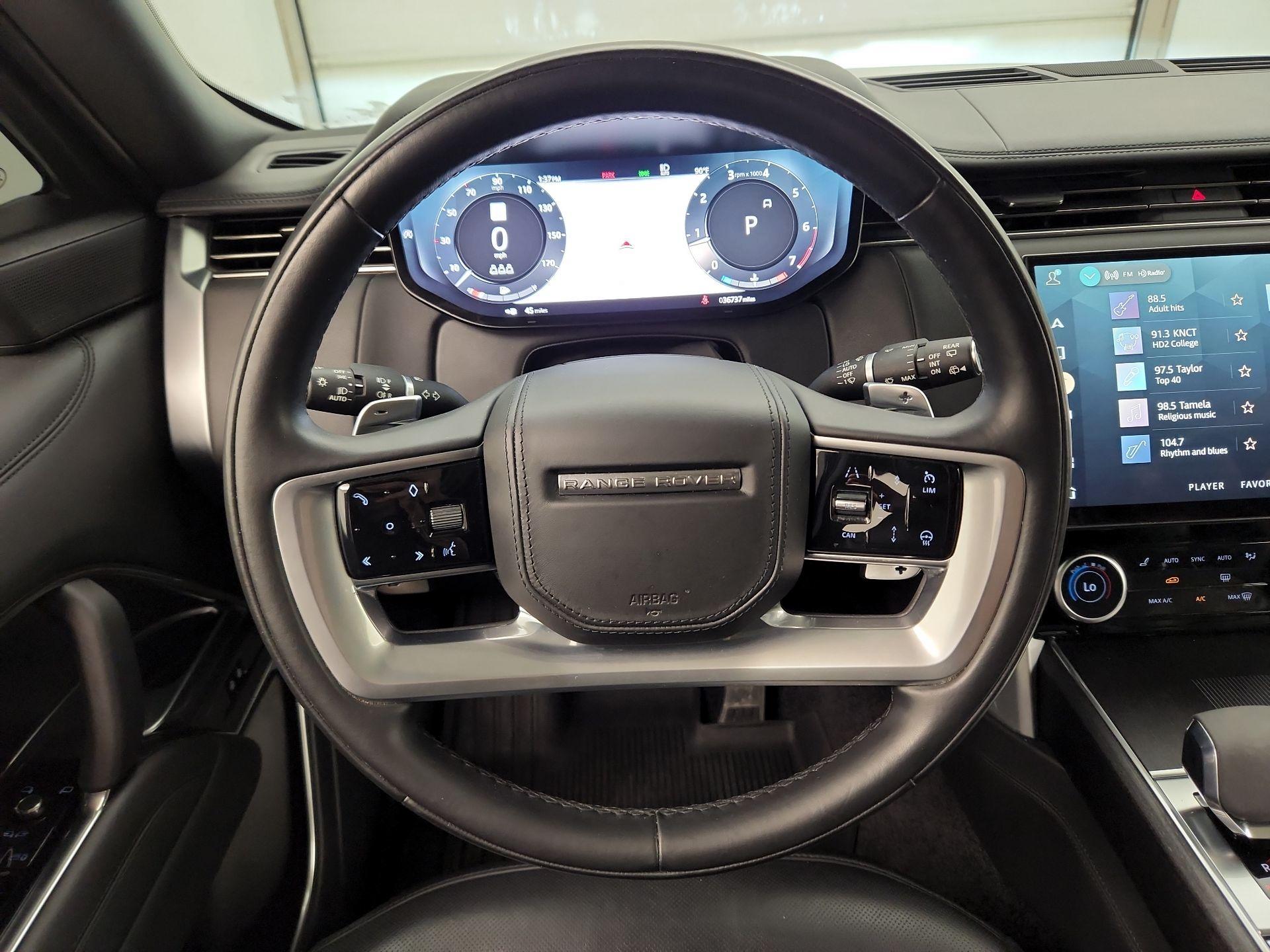 Thumbnail: 2023 Land Rover Range Rover - 10