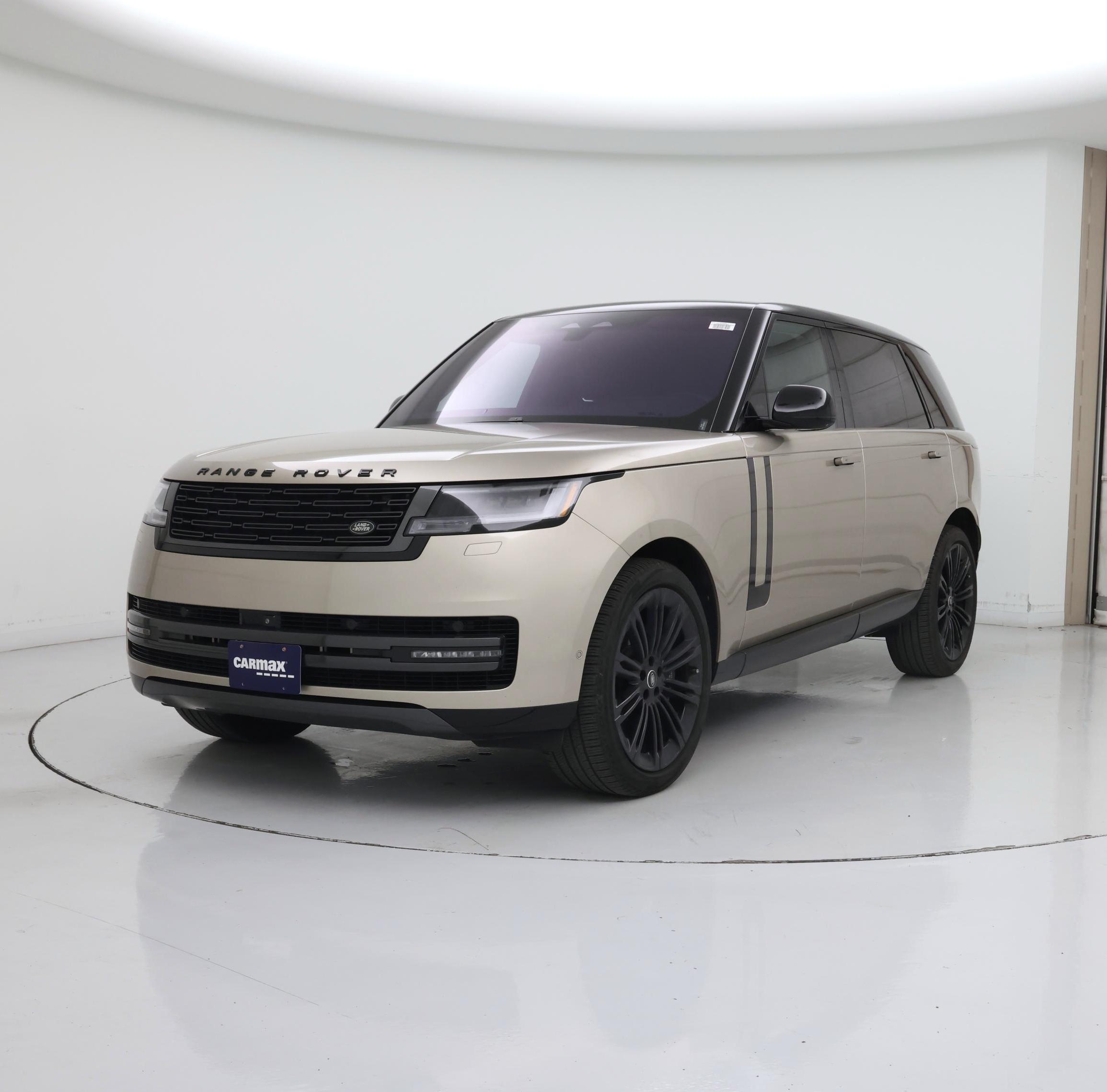 Thumbnail: 2023 Land Rover Range Rover - 4