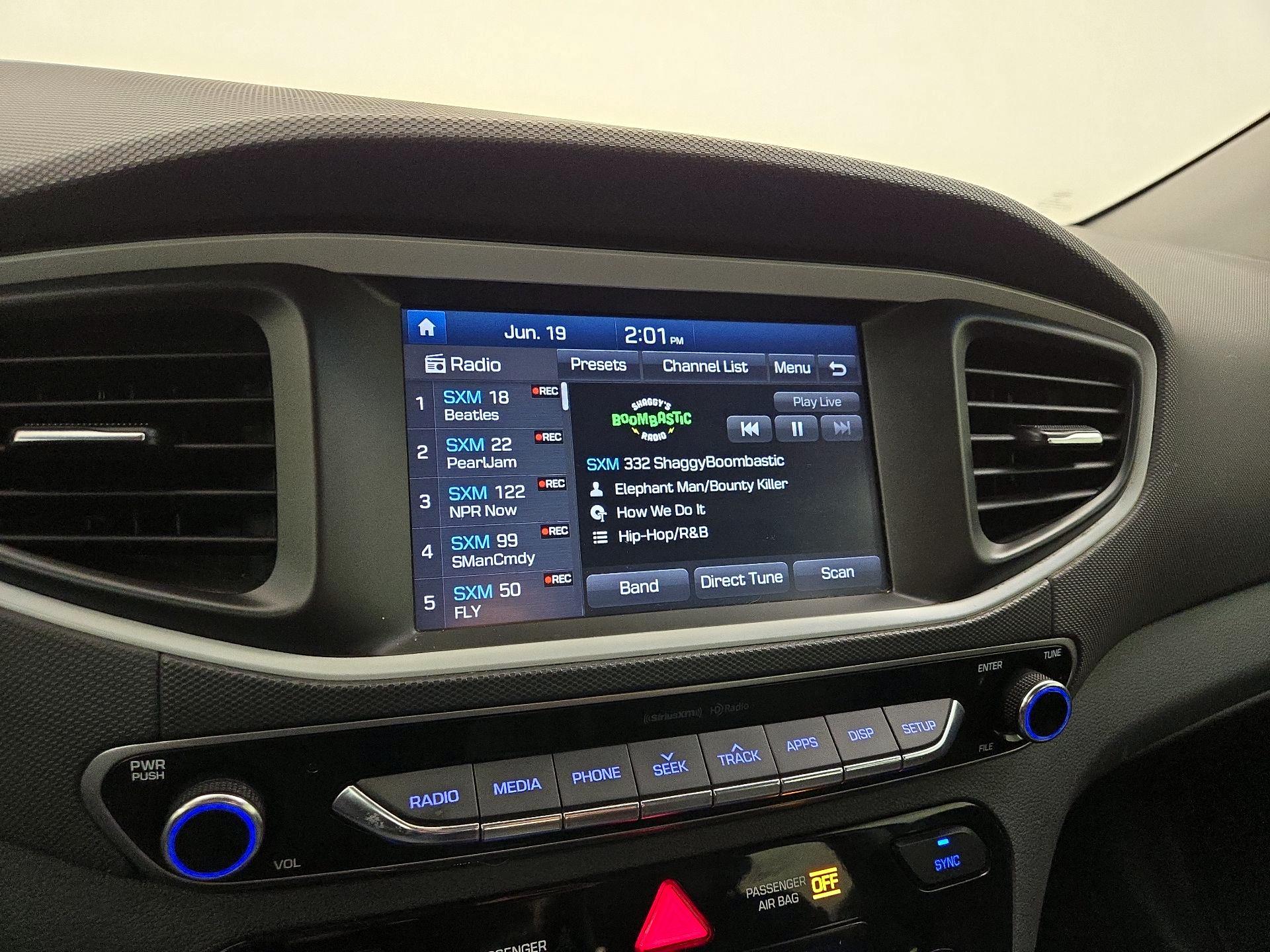 Thumbnail: 2018 Hyundai Ioniq - 15