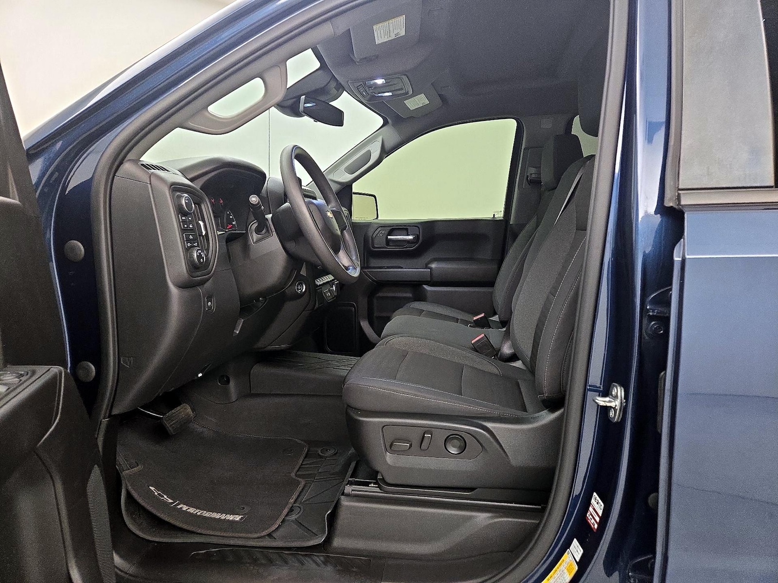 2022 Chevrolet Silverado 1500 Custom - Photo 12