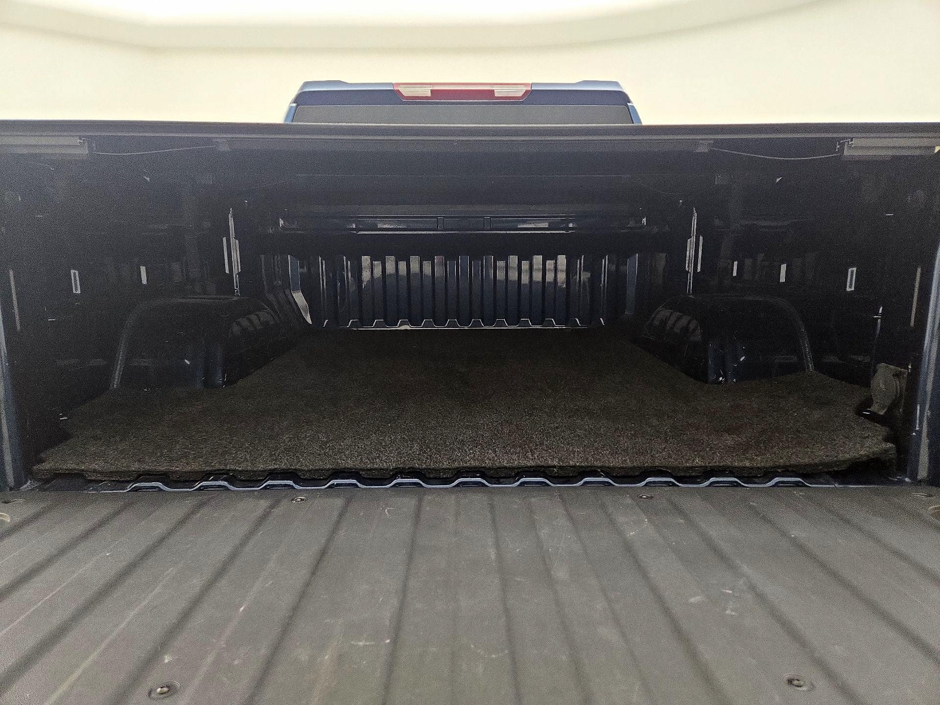 Thumbnail: 2022 Chevrolet Silverado 1500 - 20