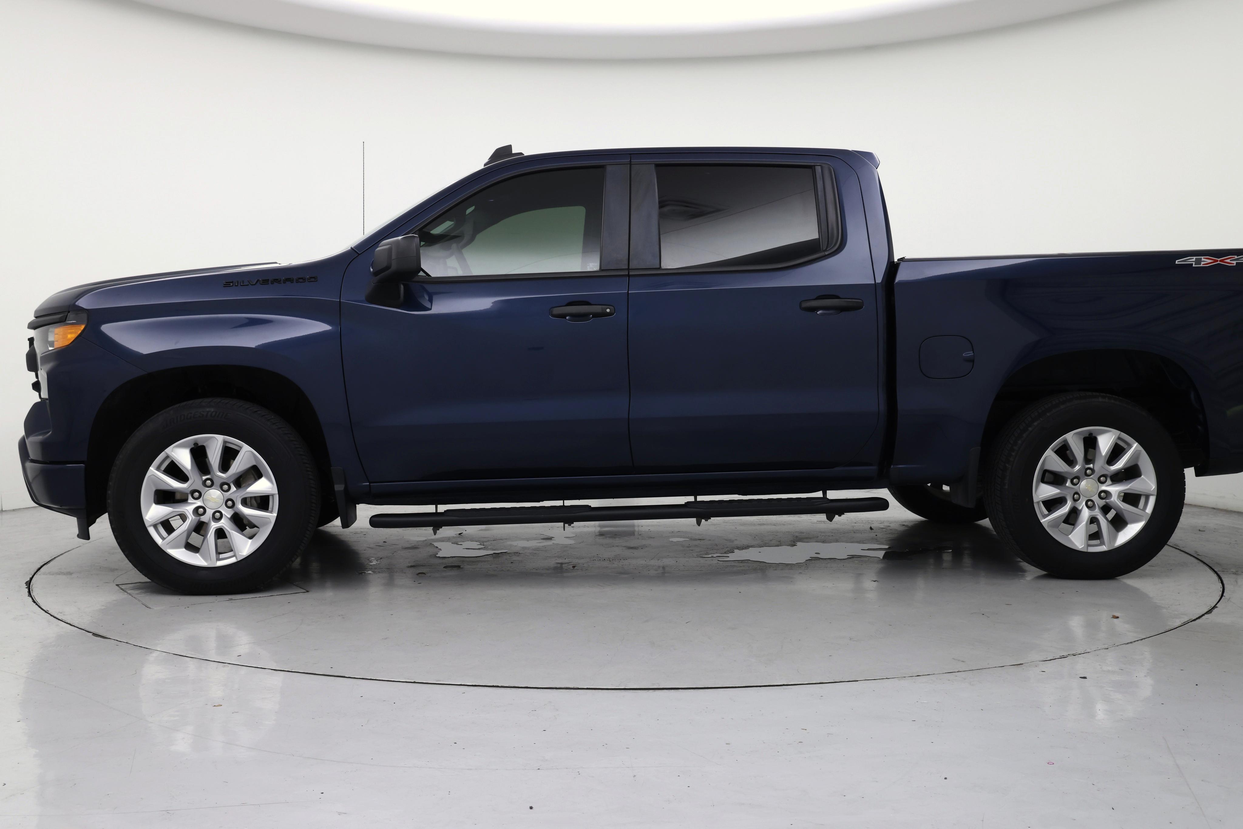 Thumbnail: 2022 Chevrolet Silverado 1500 - 3