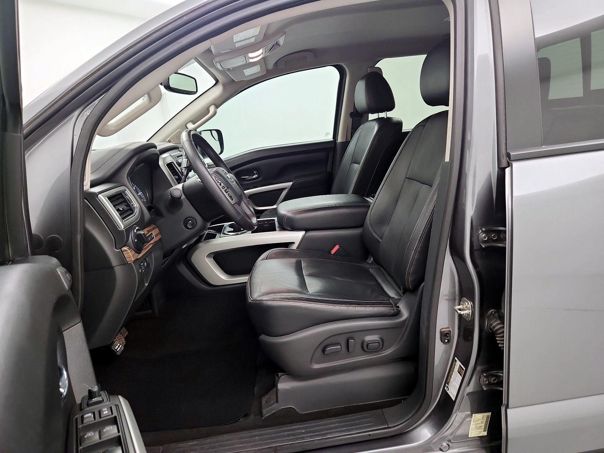 Thumbnail: 2018 Nissan Titan - 11