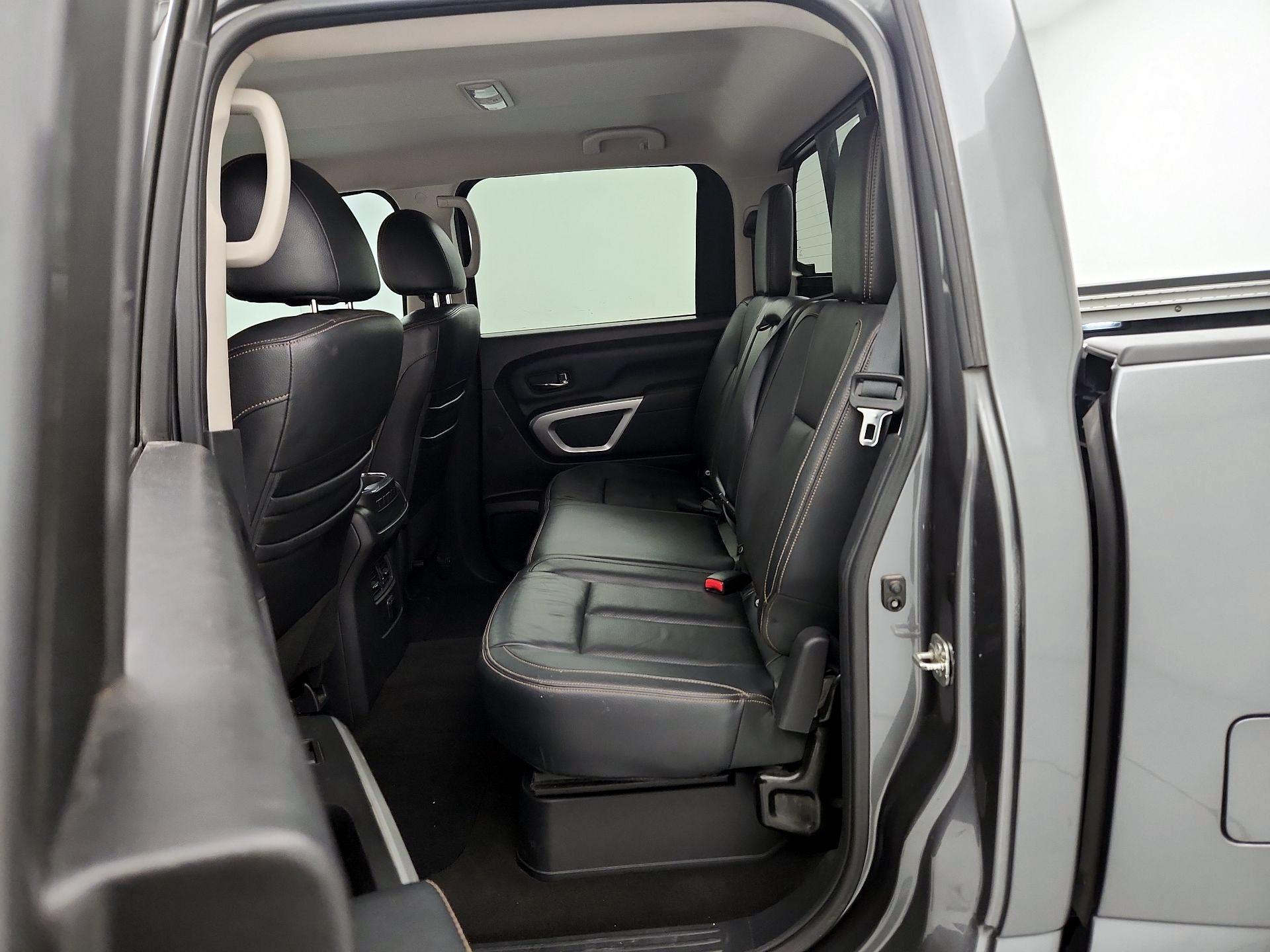 Thumbnail: 2018 Nissan Titan - 20