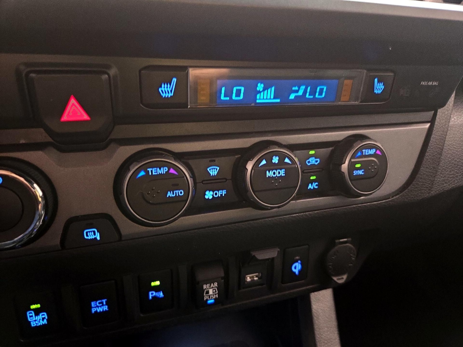 2021 Toyota Tacoma TRD Off Road - Photo 18
