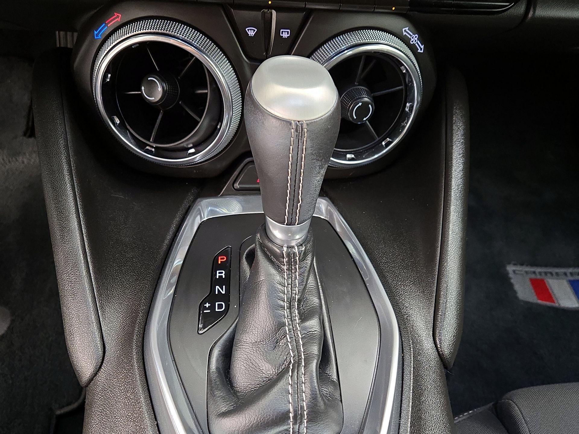 Thumbnail: 2016 Chevrolet Camaro - 16