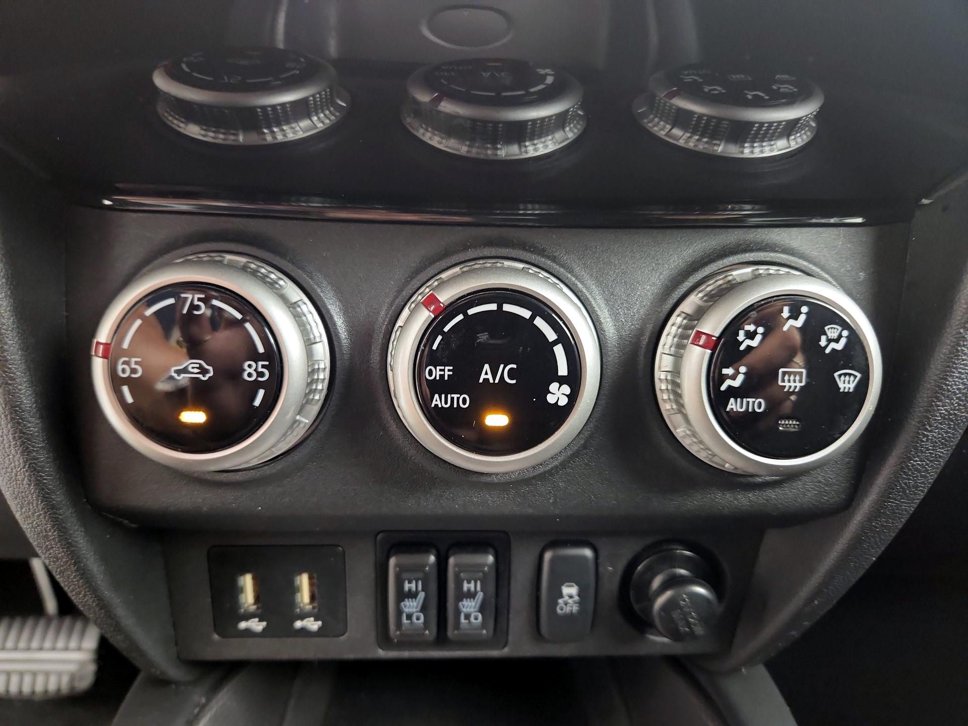 Thumbnail: 2022 Mitsubishi Outlander Sport - 16