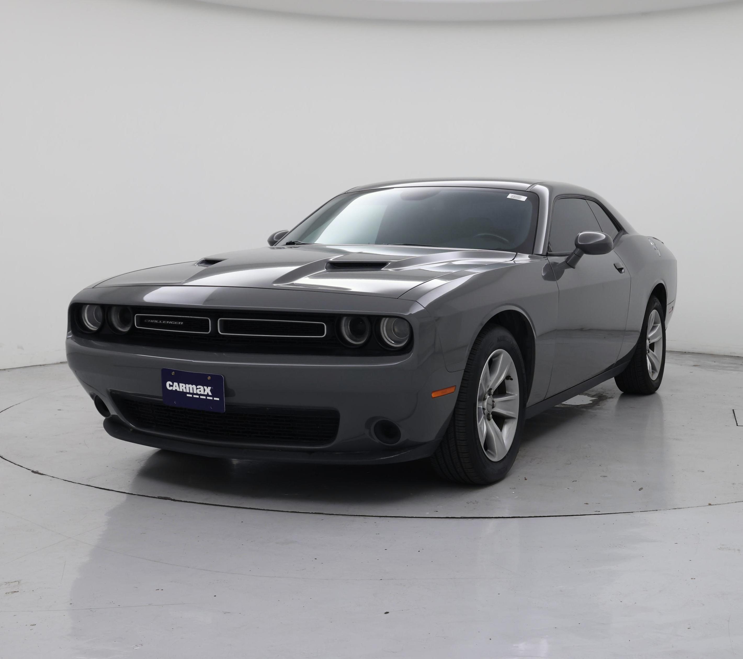 Thumbnail: 2019 Dodge Challenger - 4