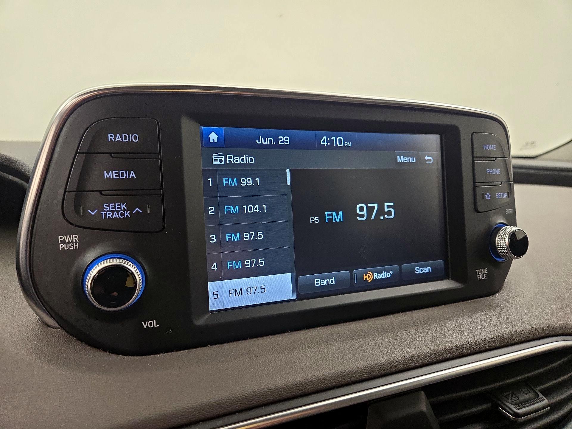 Thumbnail: 2019 Hyundai Santa Fe - 15