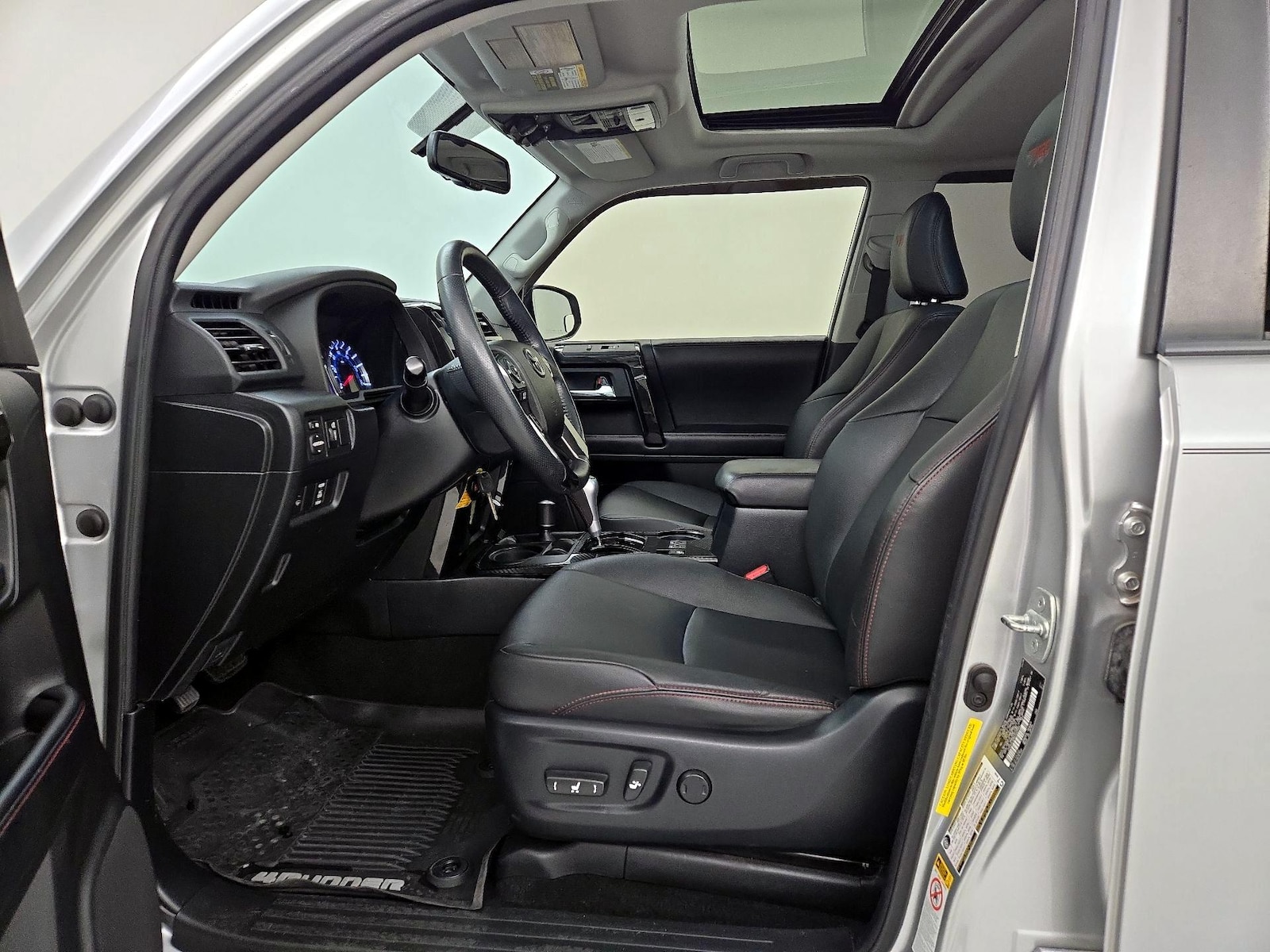 2019 Toyota 4Runner TRD Off-Road - Photo 12