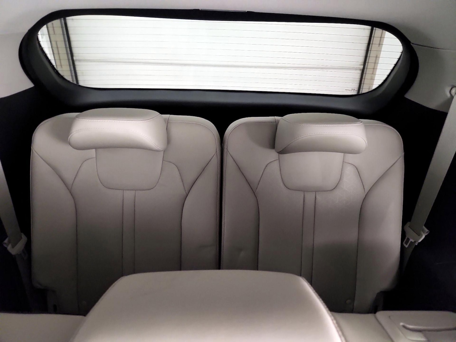 2021 Kia Sorento S - Photo 22