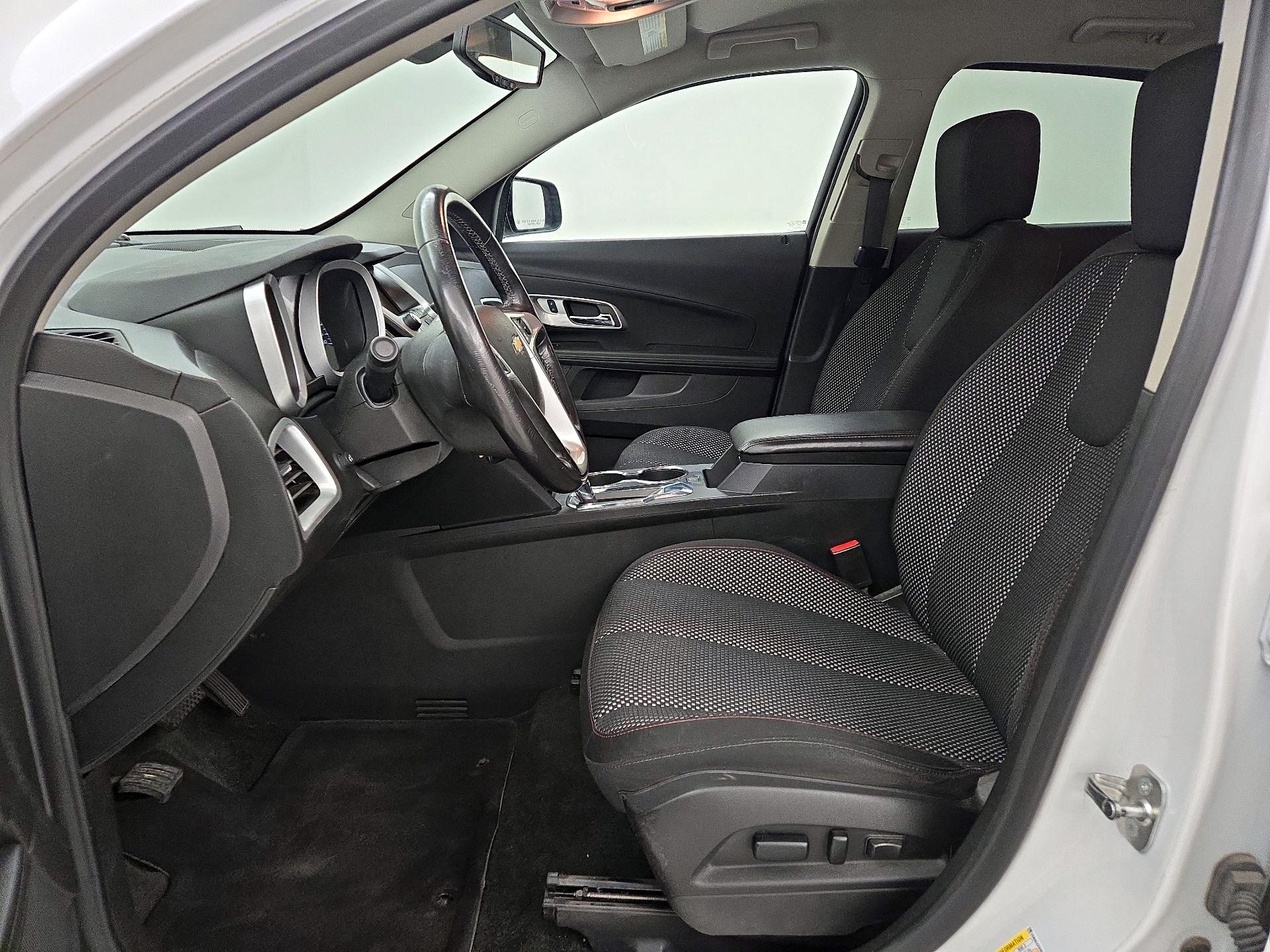 Thumbnail: 2017 Chevrolet Equinox - 11
