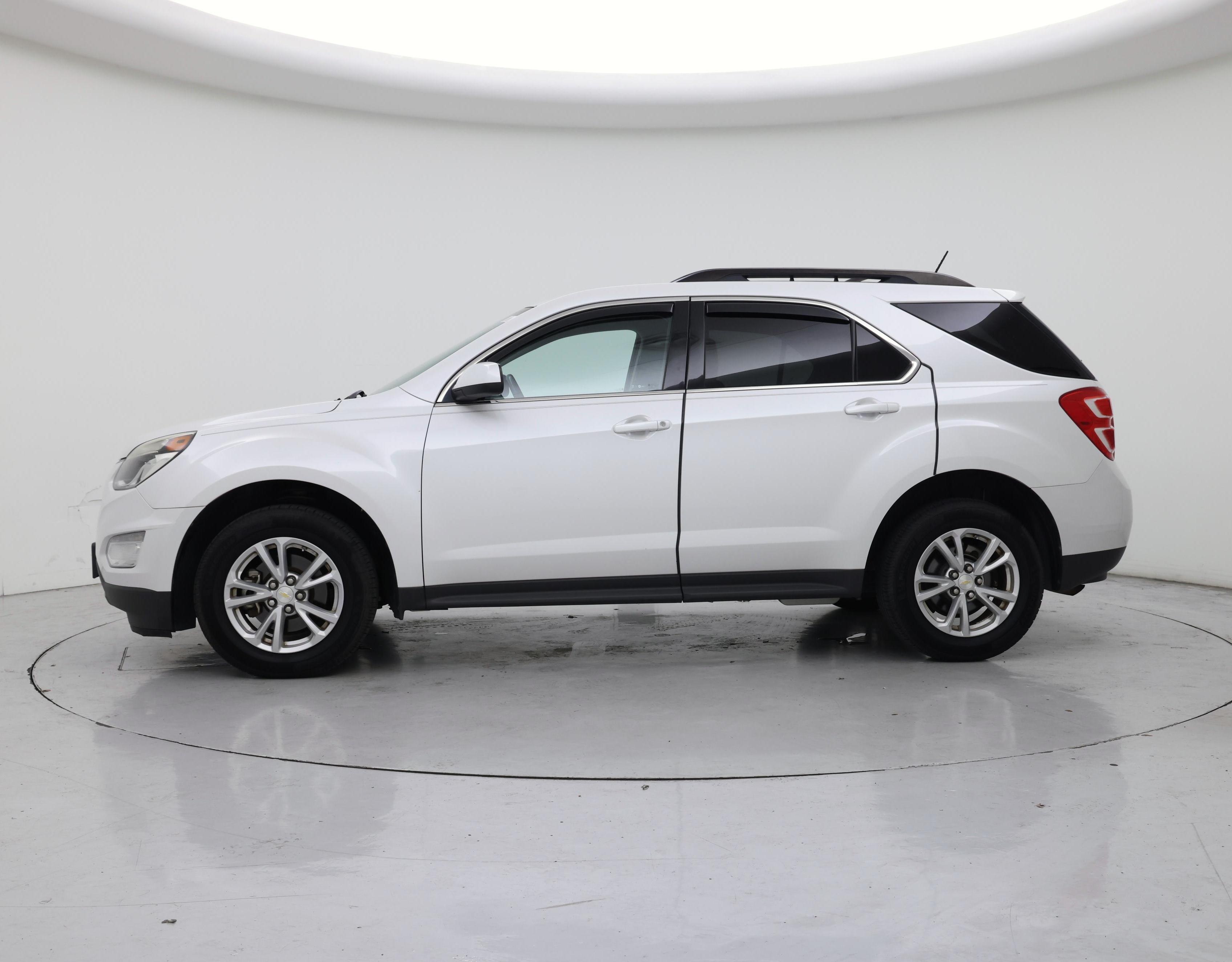 Thumbnail: 2017 Chevrolet Equinox - 3