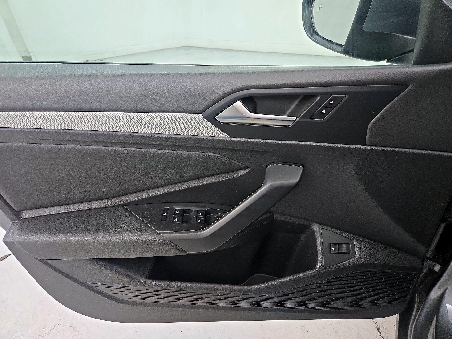 Thumbnail: 2019 Volkswagen Jetta - 12