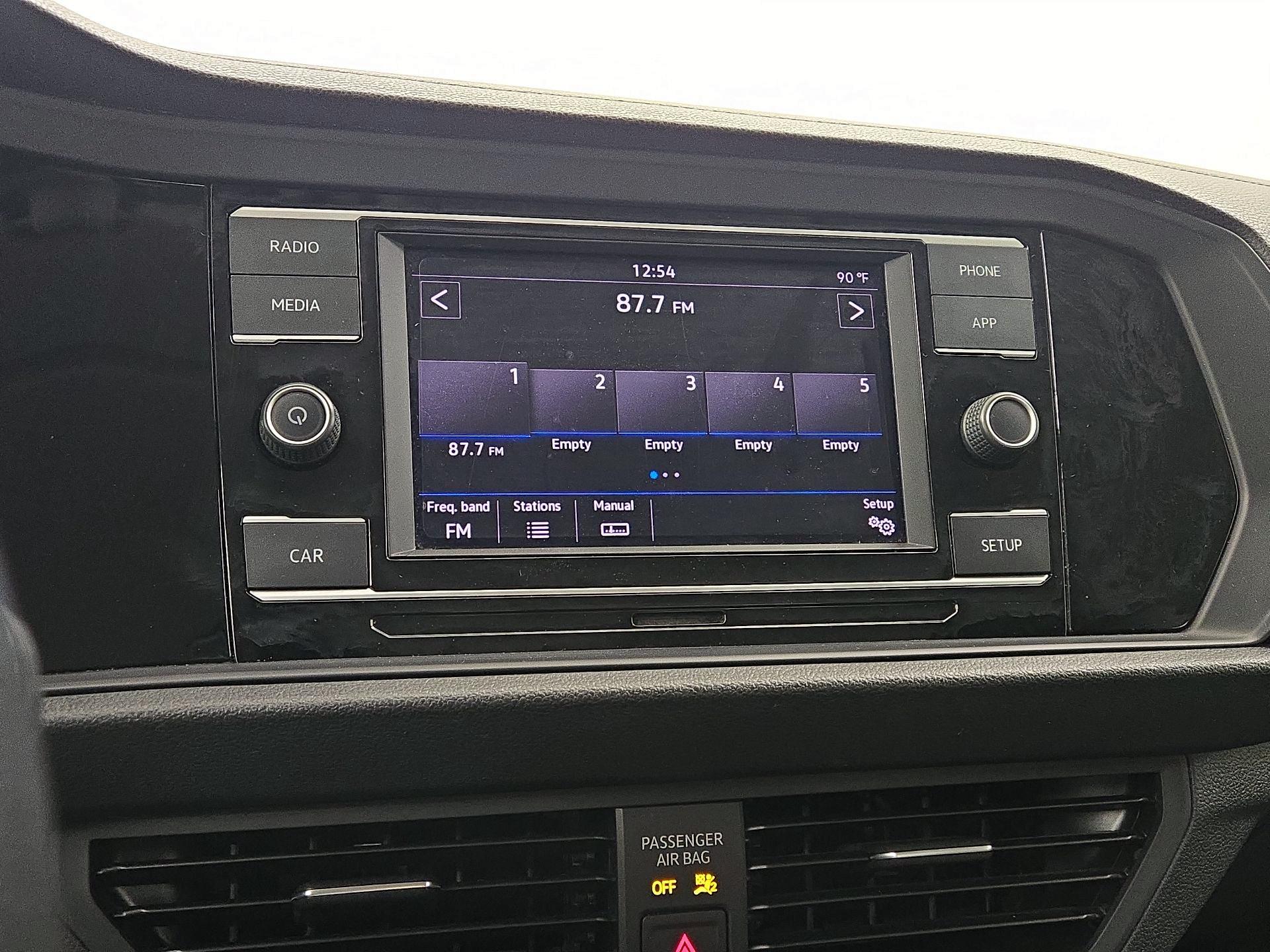Thumbnail: 2019 Volkswagen Jetta - 15