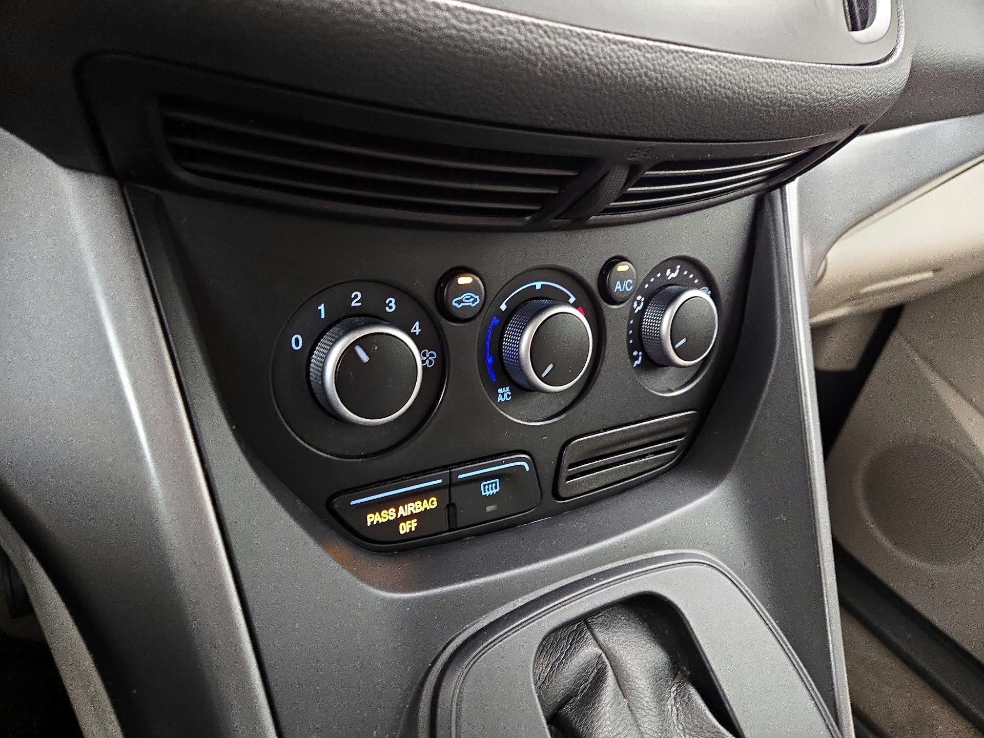 Thumbnail: 2016 Ford Escape - 16