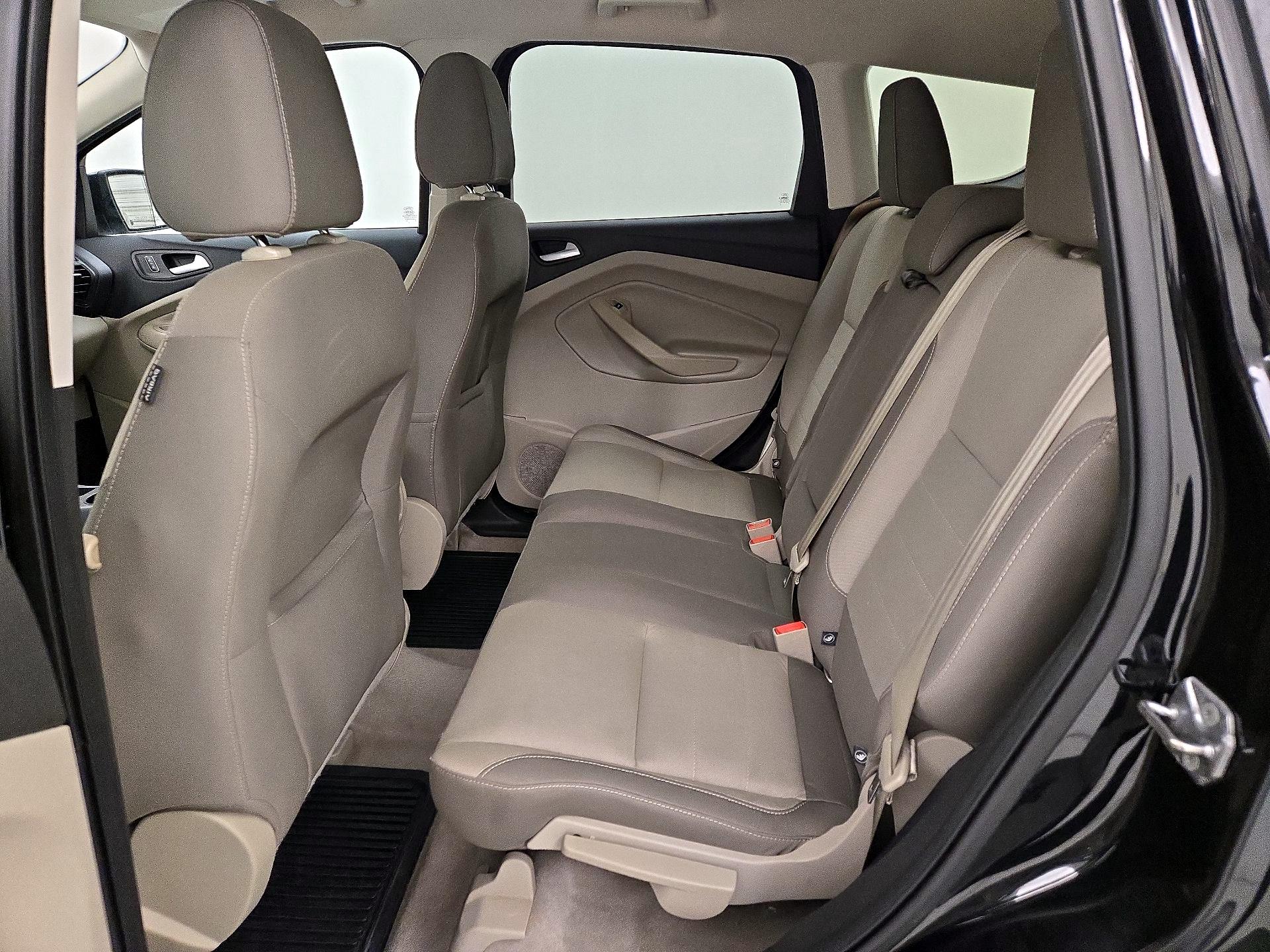 Thumbnail: 2016 Ford Escape - 19