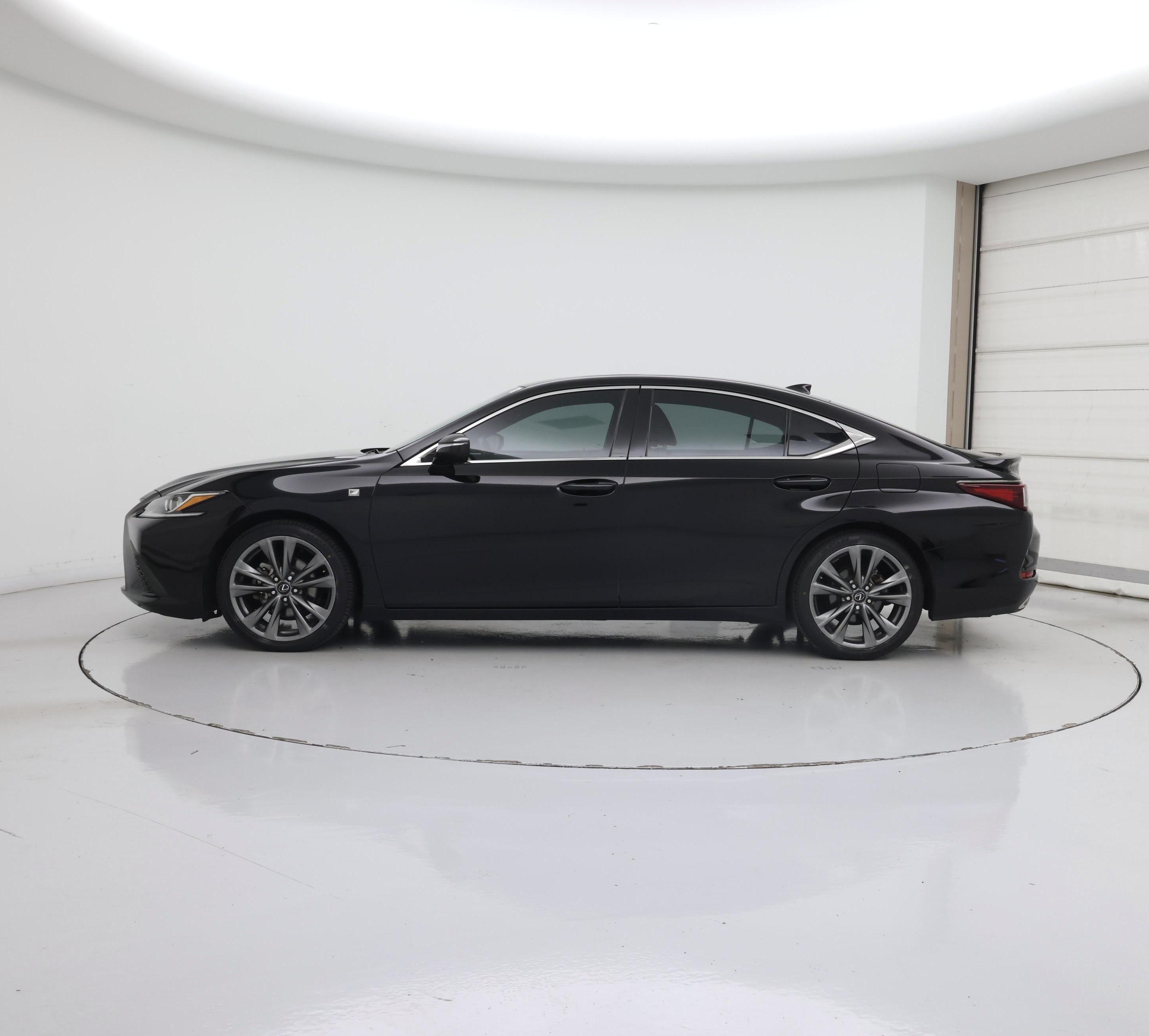 Thumbnail: 2020 Lexus ES - 3
