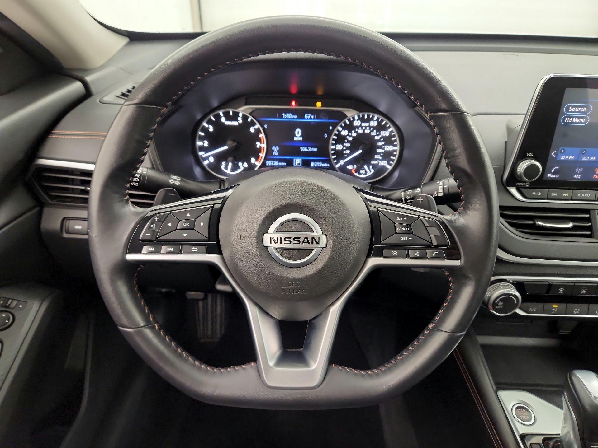 Thumbnail: 2020 Nissan Altima - 10