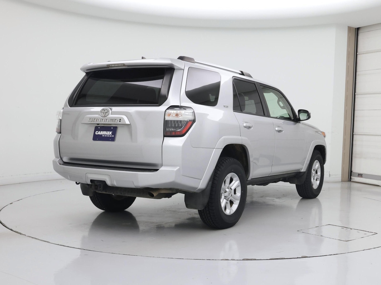 2021 Toyota 4Runner SR5 - Photo 9