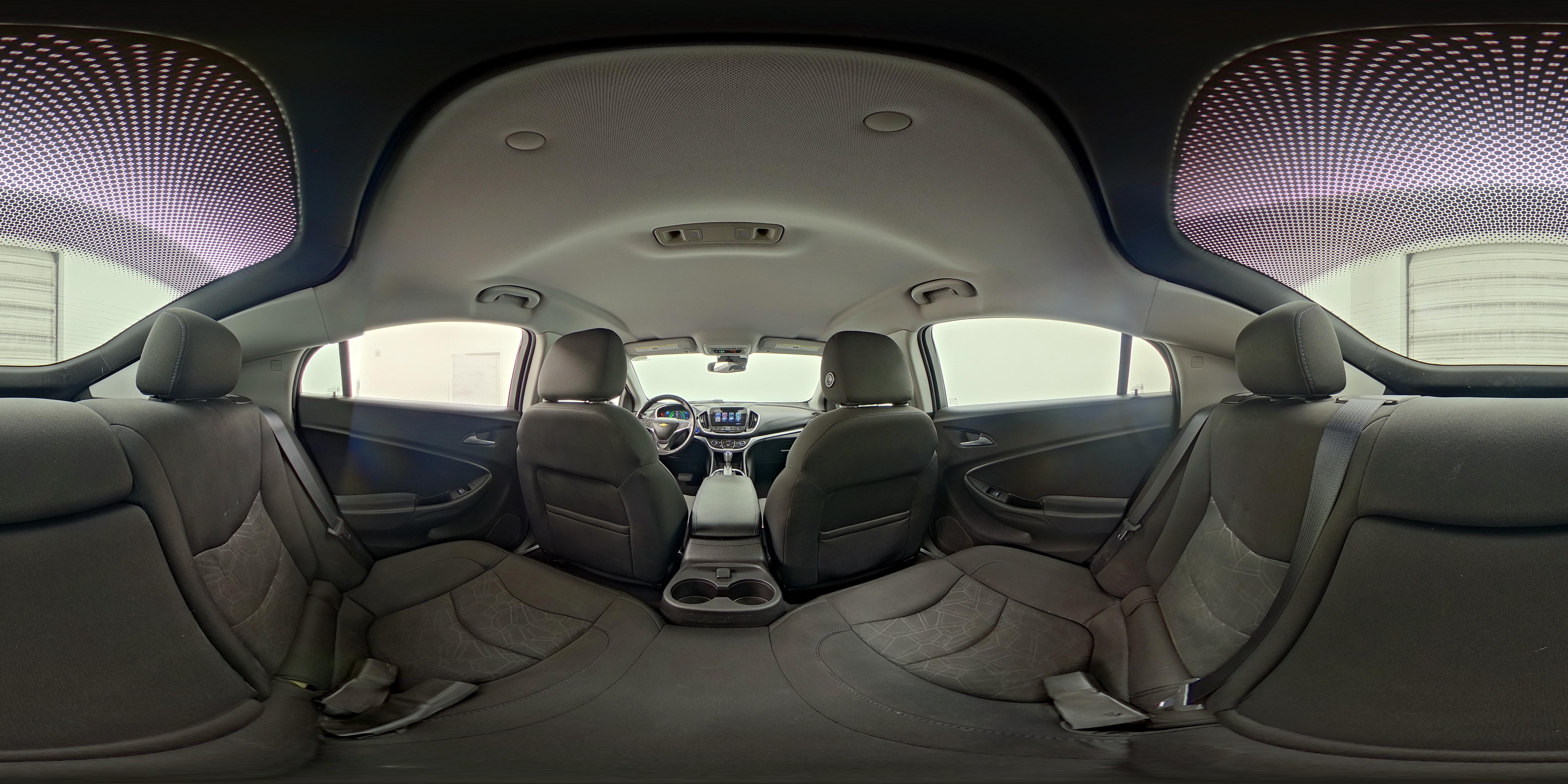 2018 Chevrolet Volt LT - Photo 25
