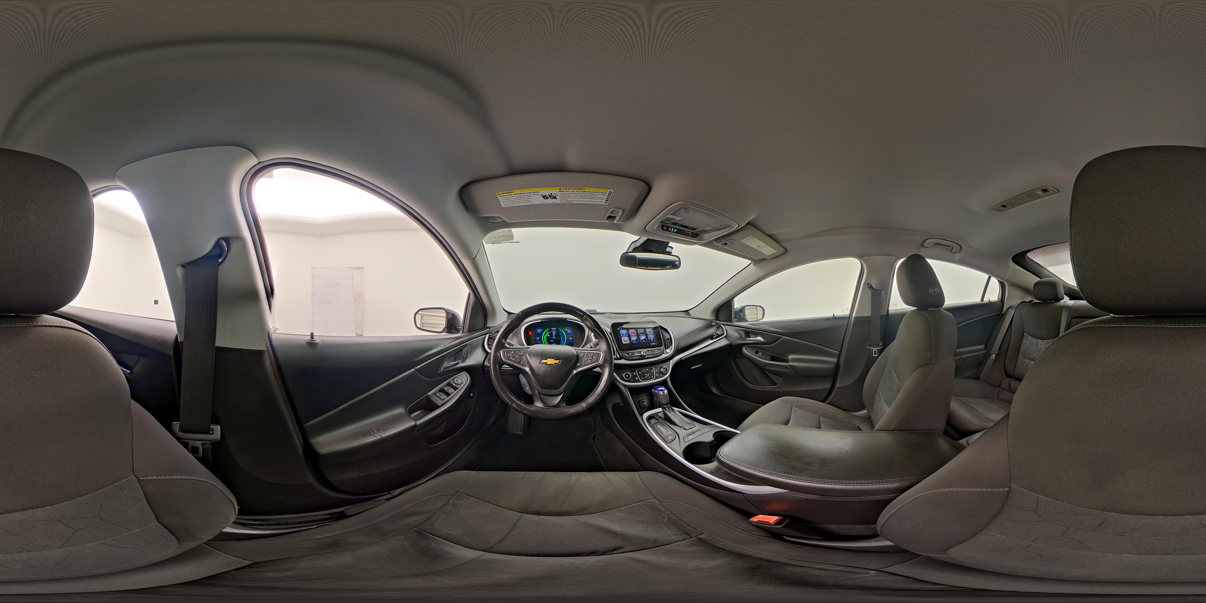 2018 Chevrolet Volt LT - Photo 26