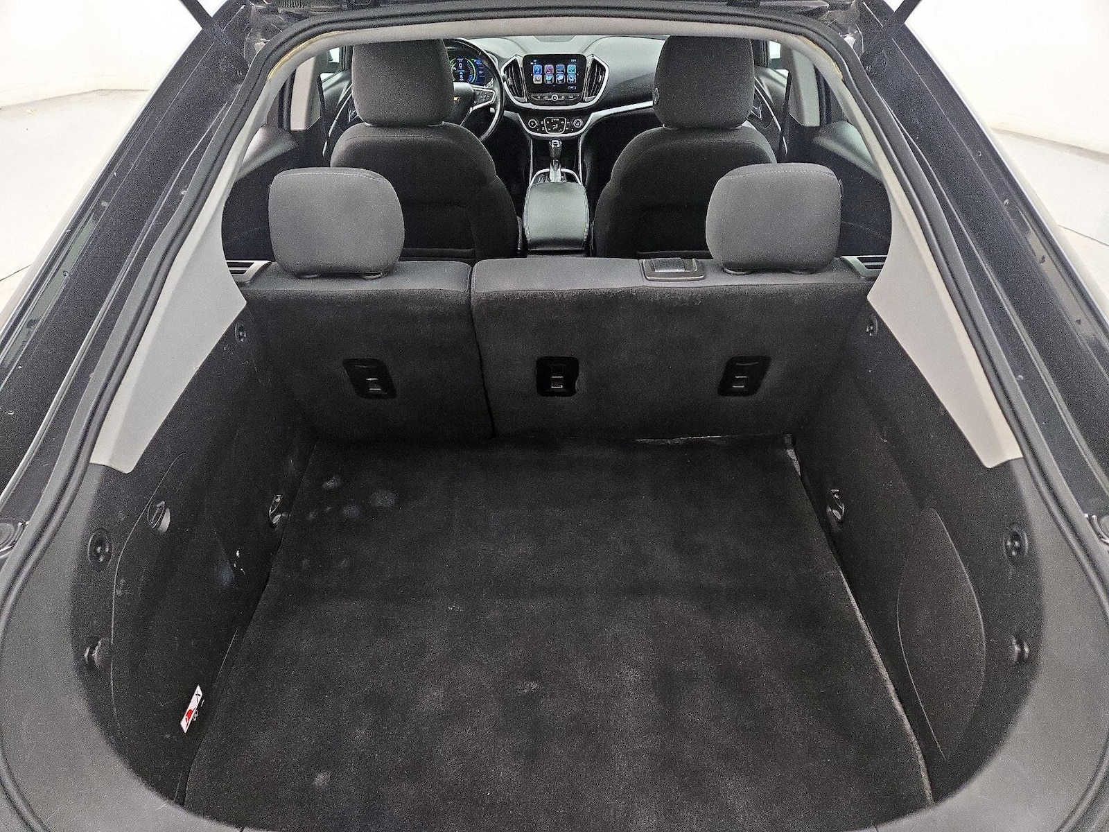 2018 Chevrolet Volt LT - Photo 21