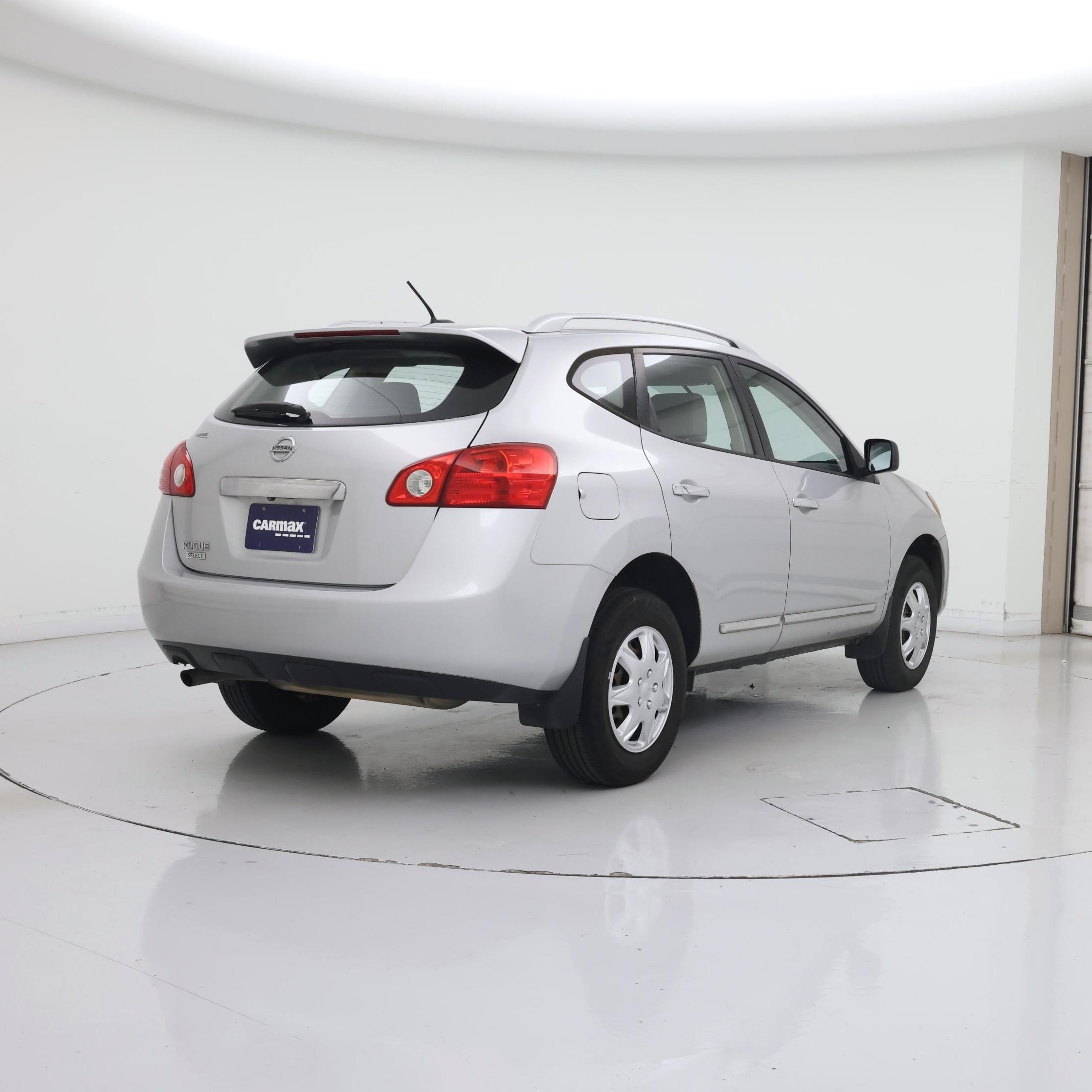 Thumbnail: 2015 Nissan Rogue - 8