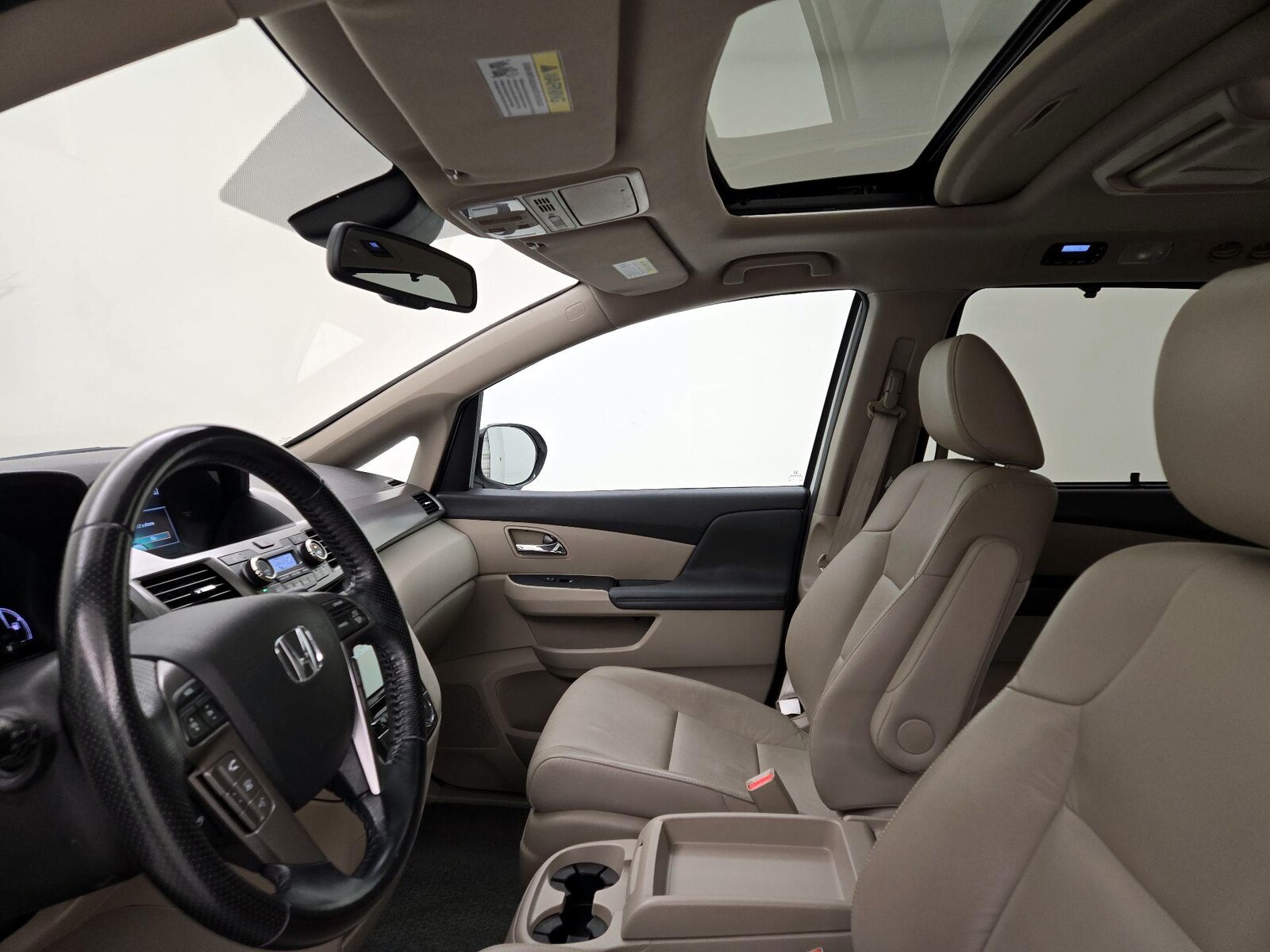 Sunroof(s) & Overhead Airbags