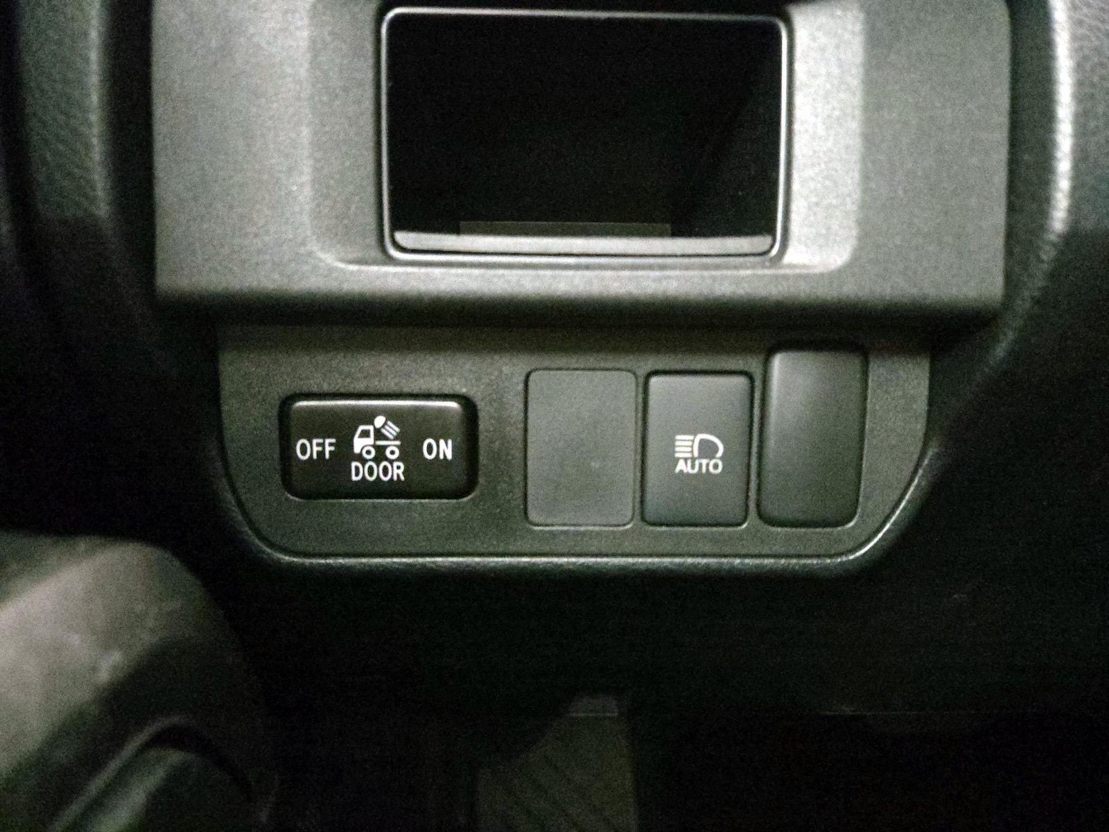 2019 Toyota Tacoma SR5 - Photo 14