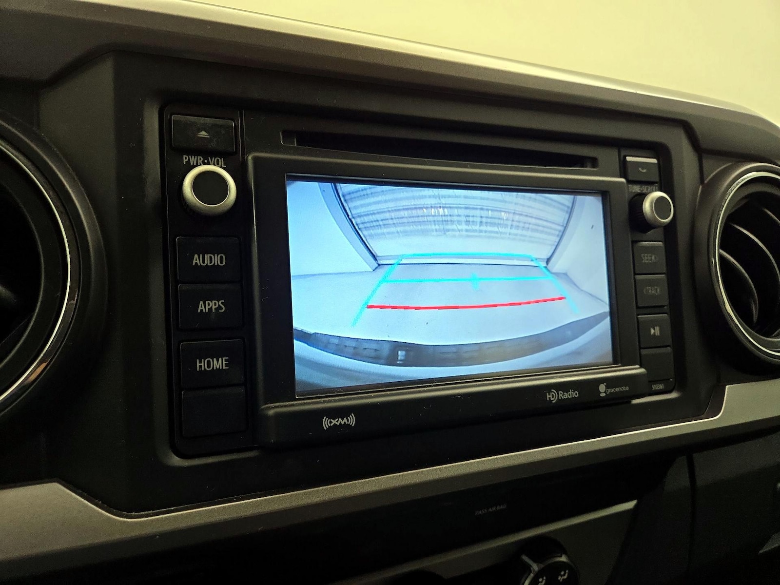2019 Toyota Tacoma SR5 - Photo 15