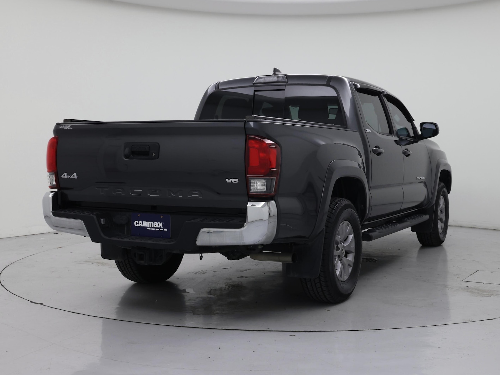 2019 Toyota Tacoma SR5 - Photo 9