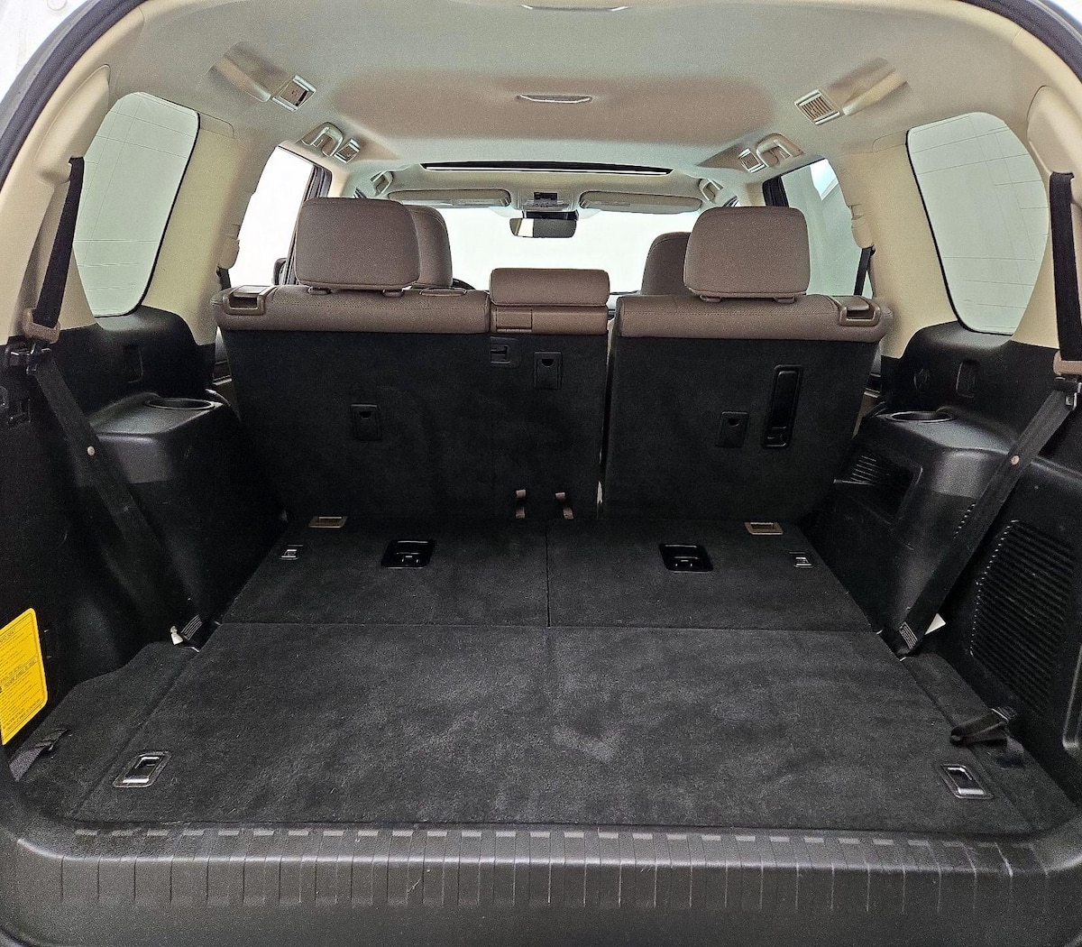 Trunk/Cargo (Seats Up)