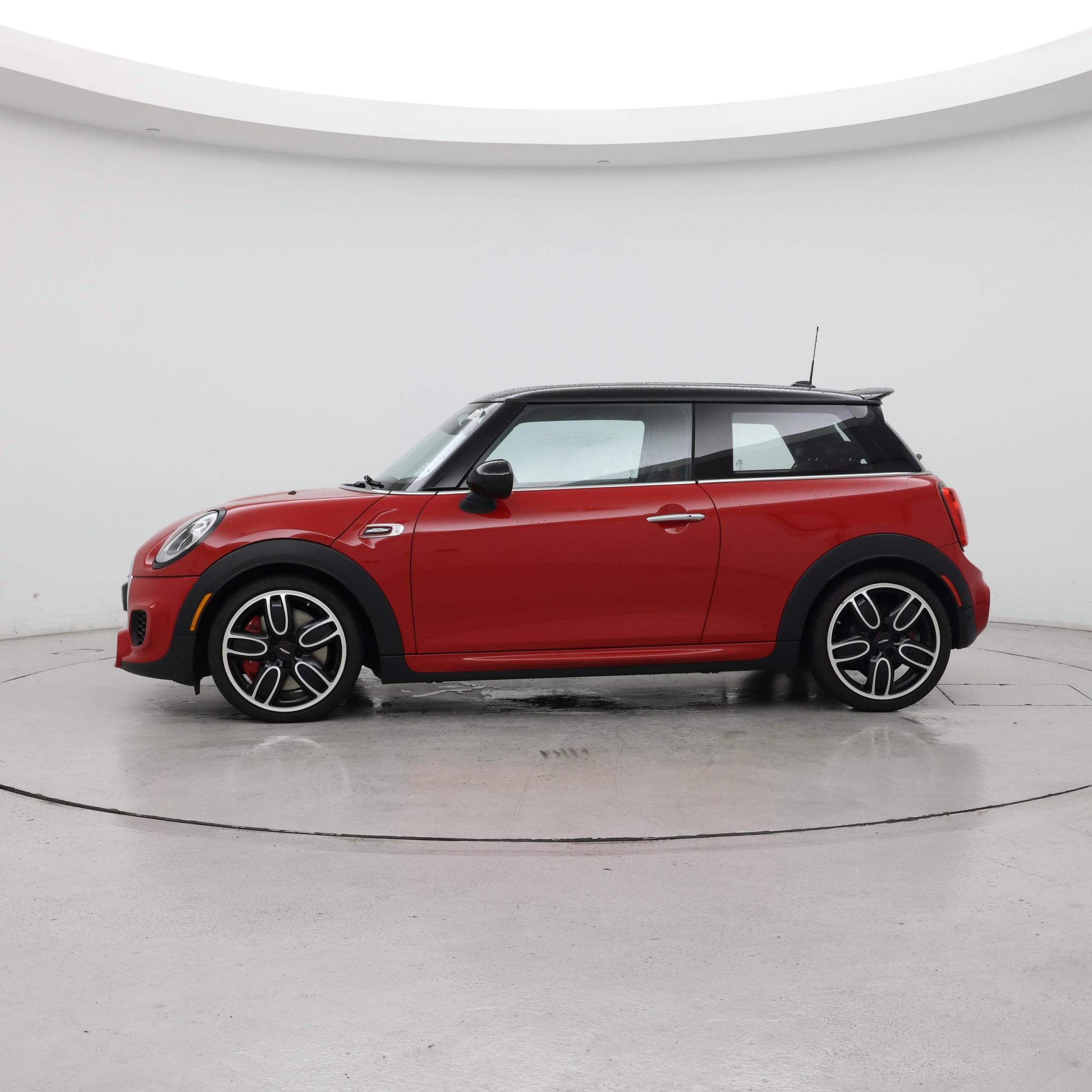 Thumbnail: 2016 MINI Cooper Hardtop - 3