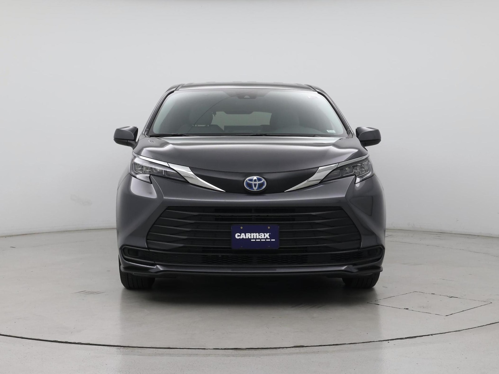 2025 Toyota Sienna LE - Photo 6