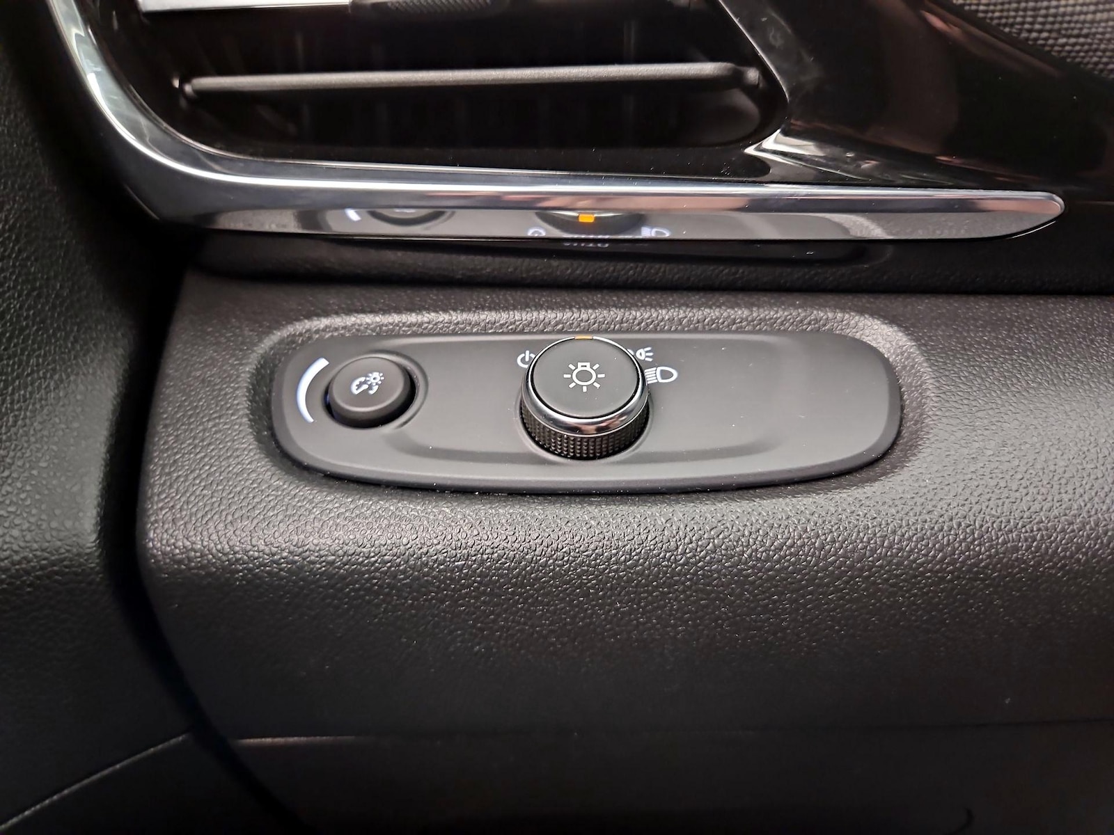 2025 Buick Envista Avenir - Photo 14