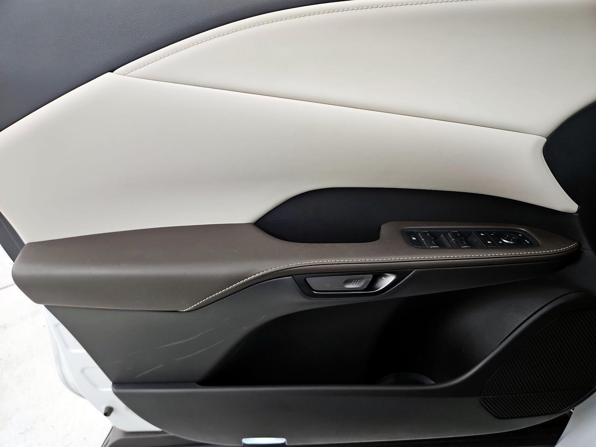 Thumbnail: 2023 Lexus RX - 12