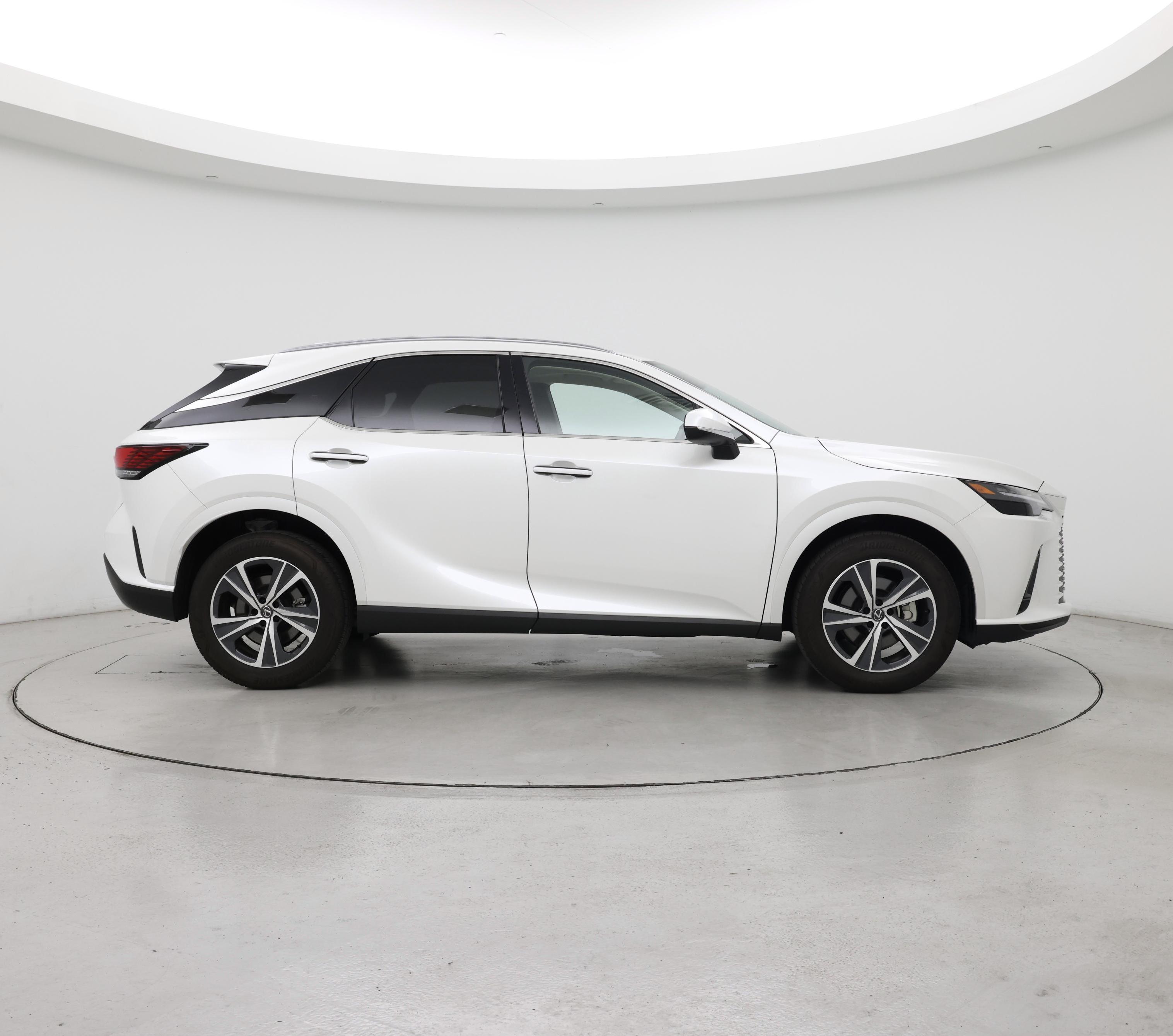 Thumbnail: 2023 Lexus RX - 7