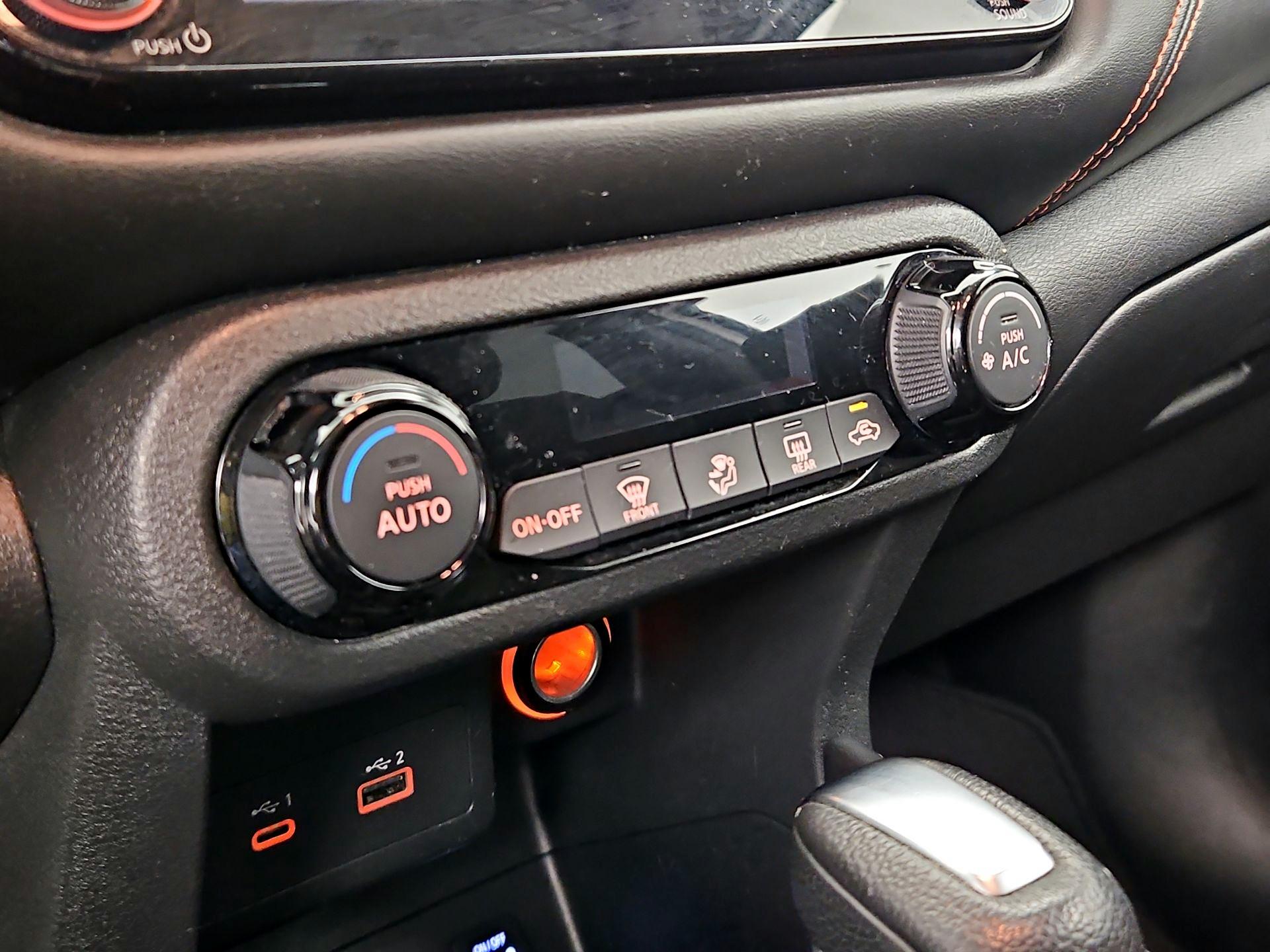 Thumbnail: 2021 Nissan Kicks - 16