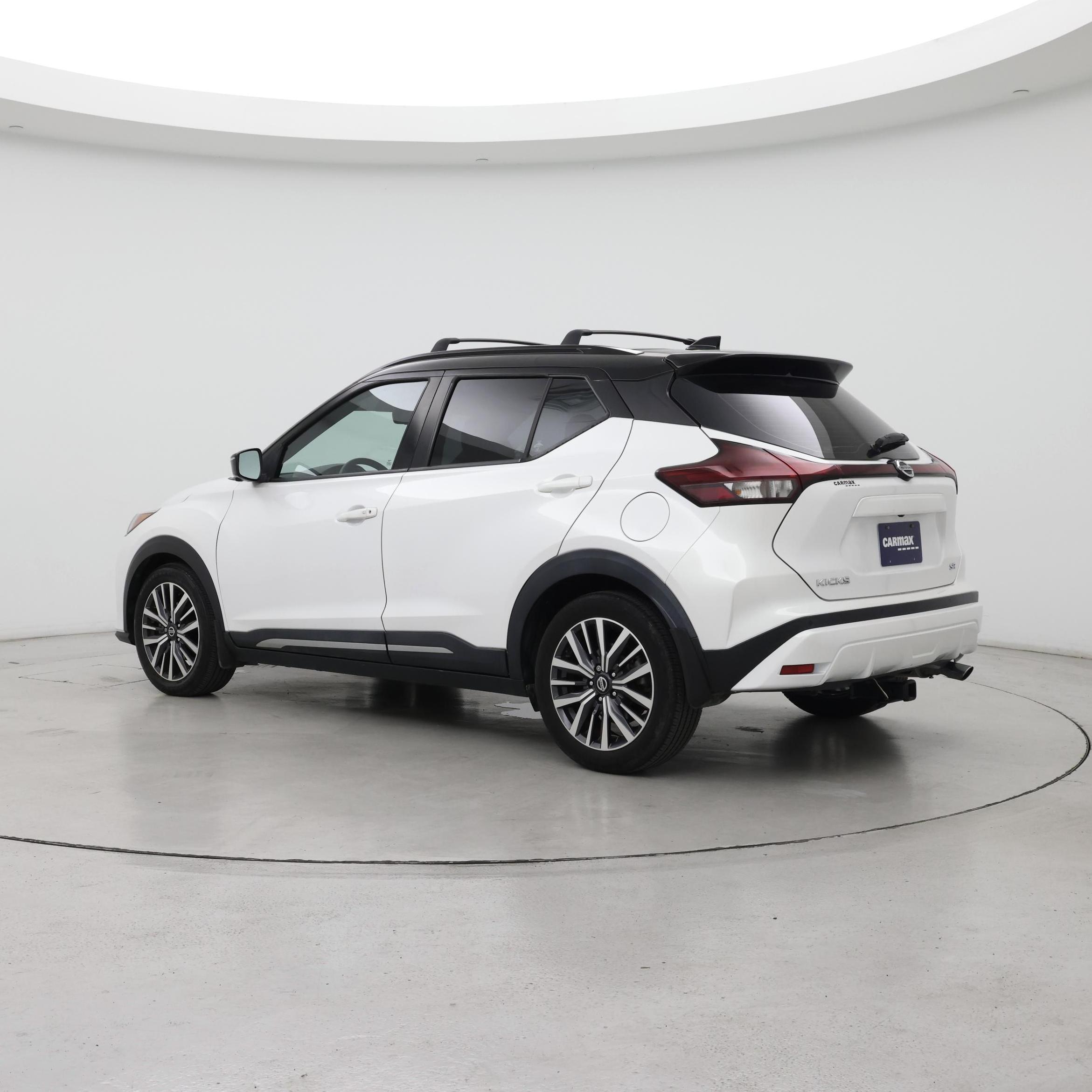 Thumbnail: 2021 Nissan Kicks - 2