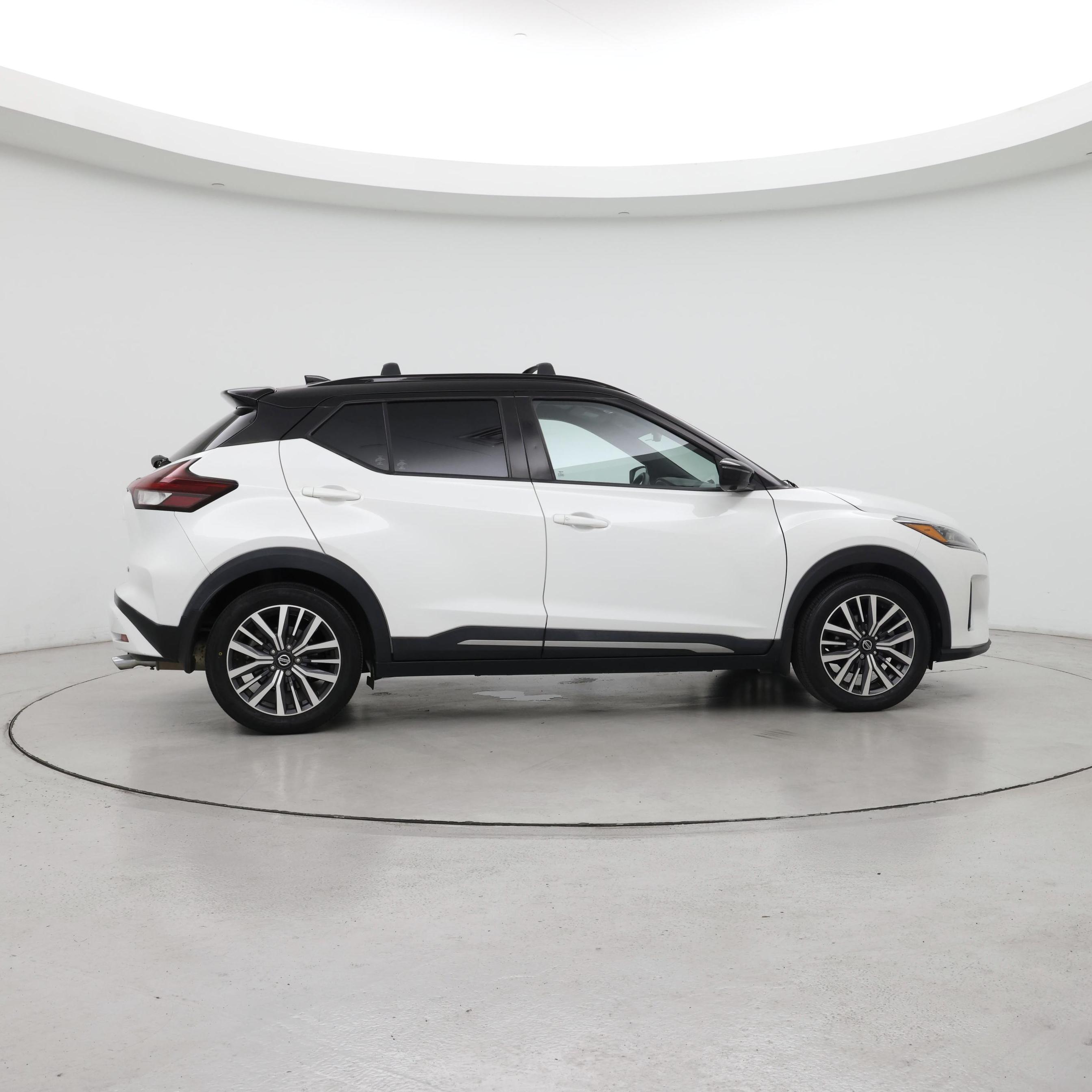 Thumbnail: 2021 Nissan Kicks - 7