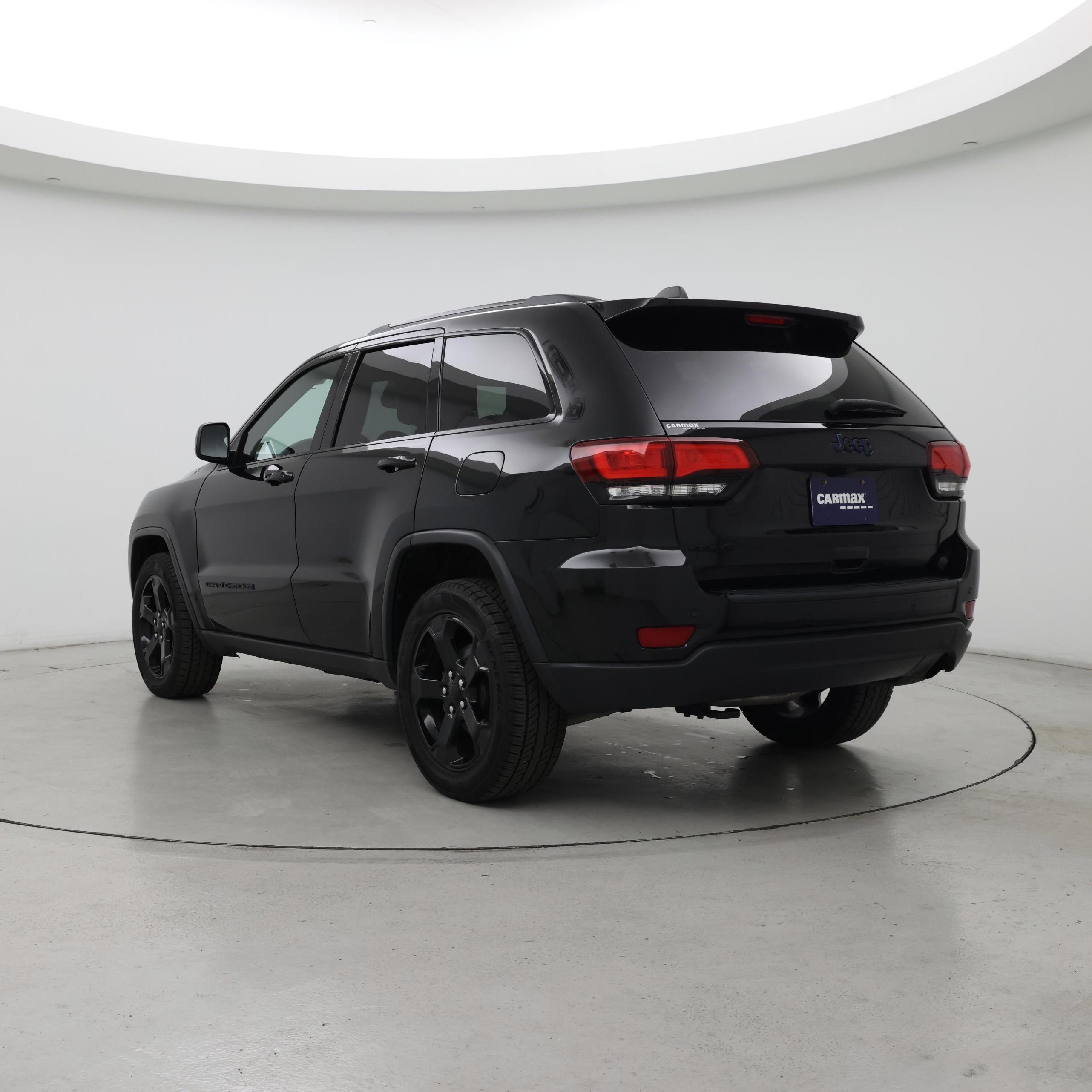 Thumbnail: 2020 Jeep Grand Cherokee - 2