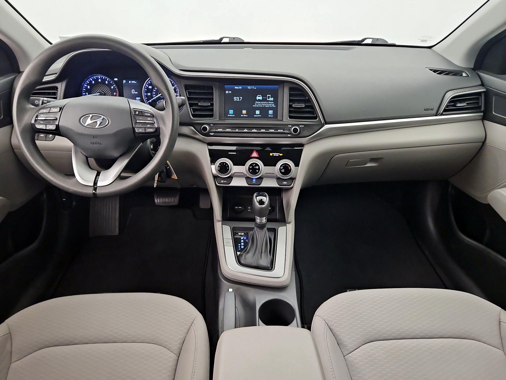 Thumbnail: 2019 Hyundai Elantra - 9