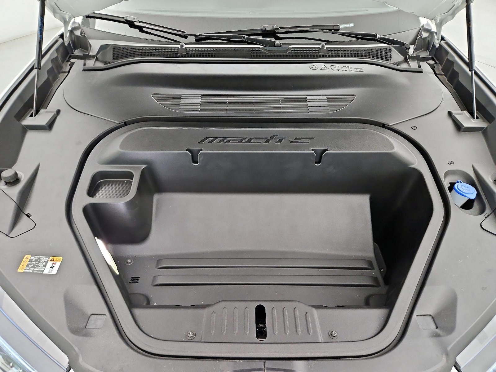 2025 Ford Mustang Mach-E Premium AWD - Photo 23