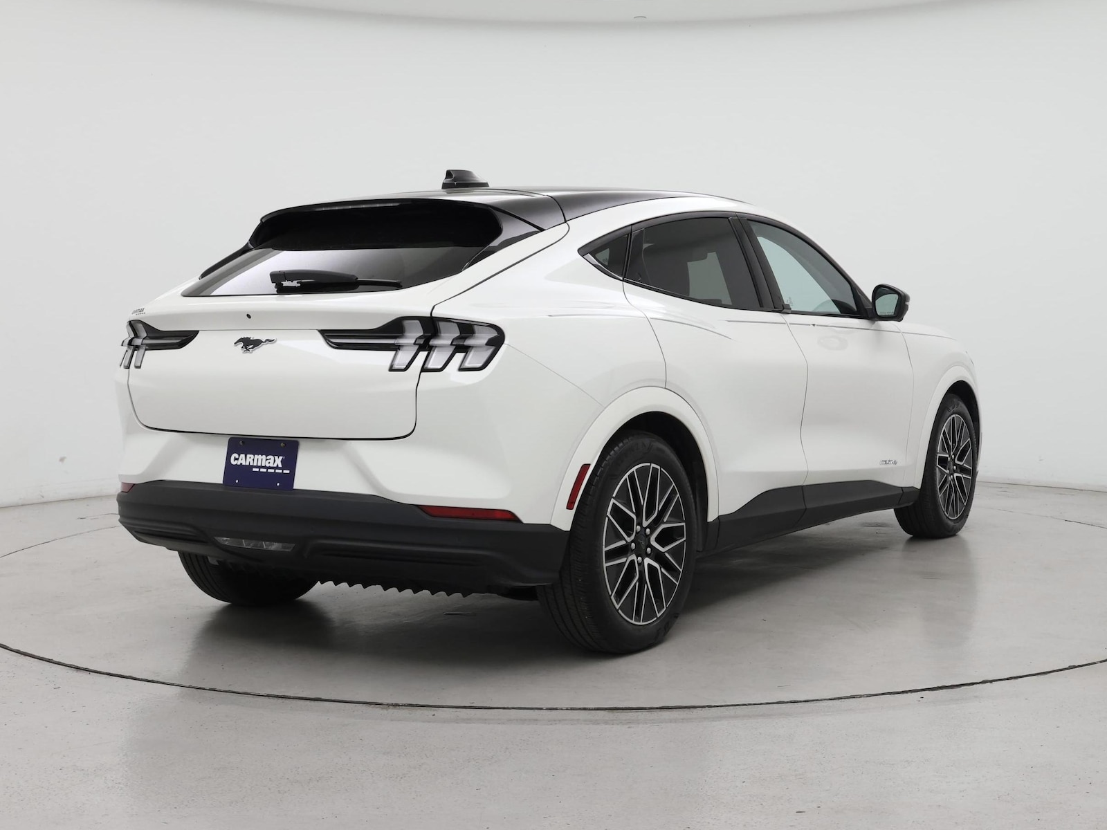 2025 Ford Mustang Mach-E Premium AWD - Photo 9