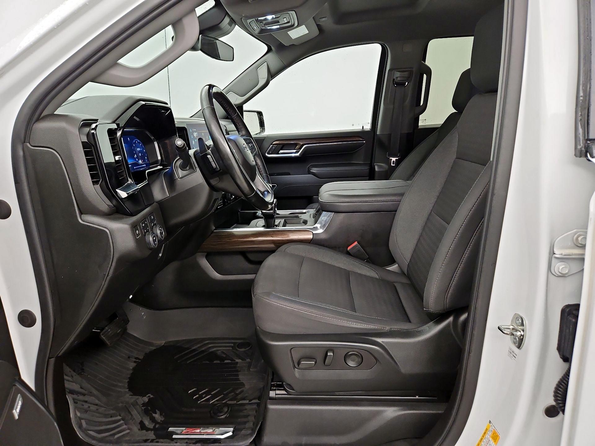 Thumbnail: 2023 Chevrolet Silverado 1500 - 11