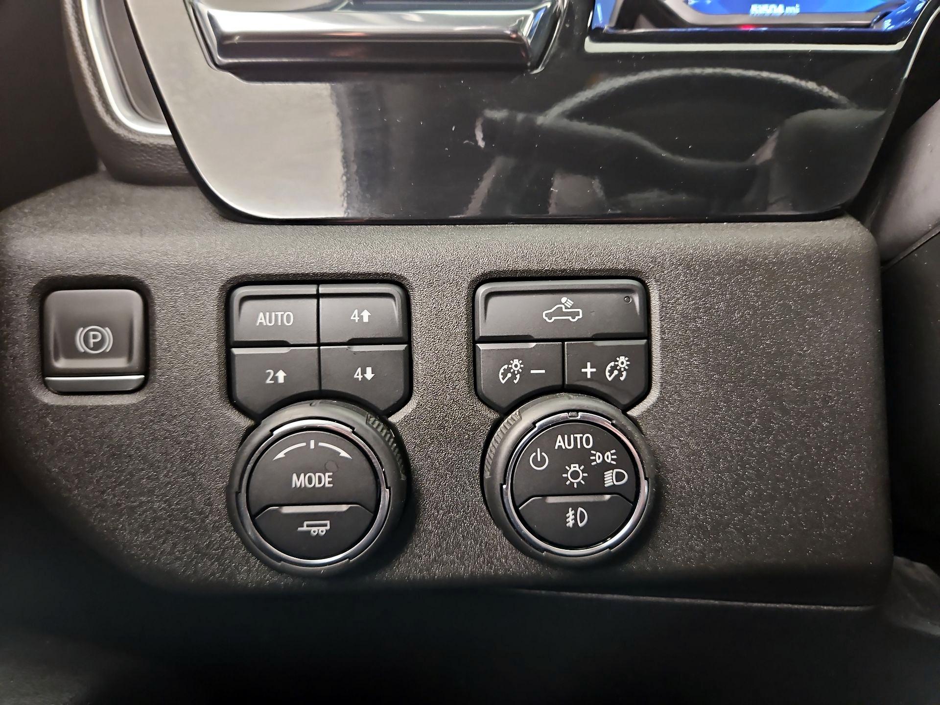 Thumbnail: 2023 Chevrolet Silverado 1500 - 13