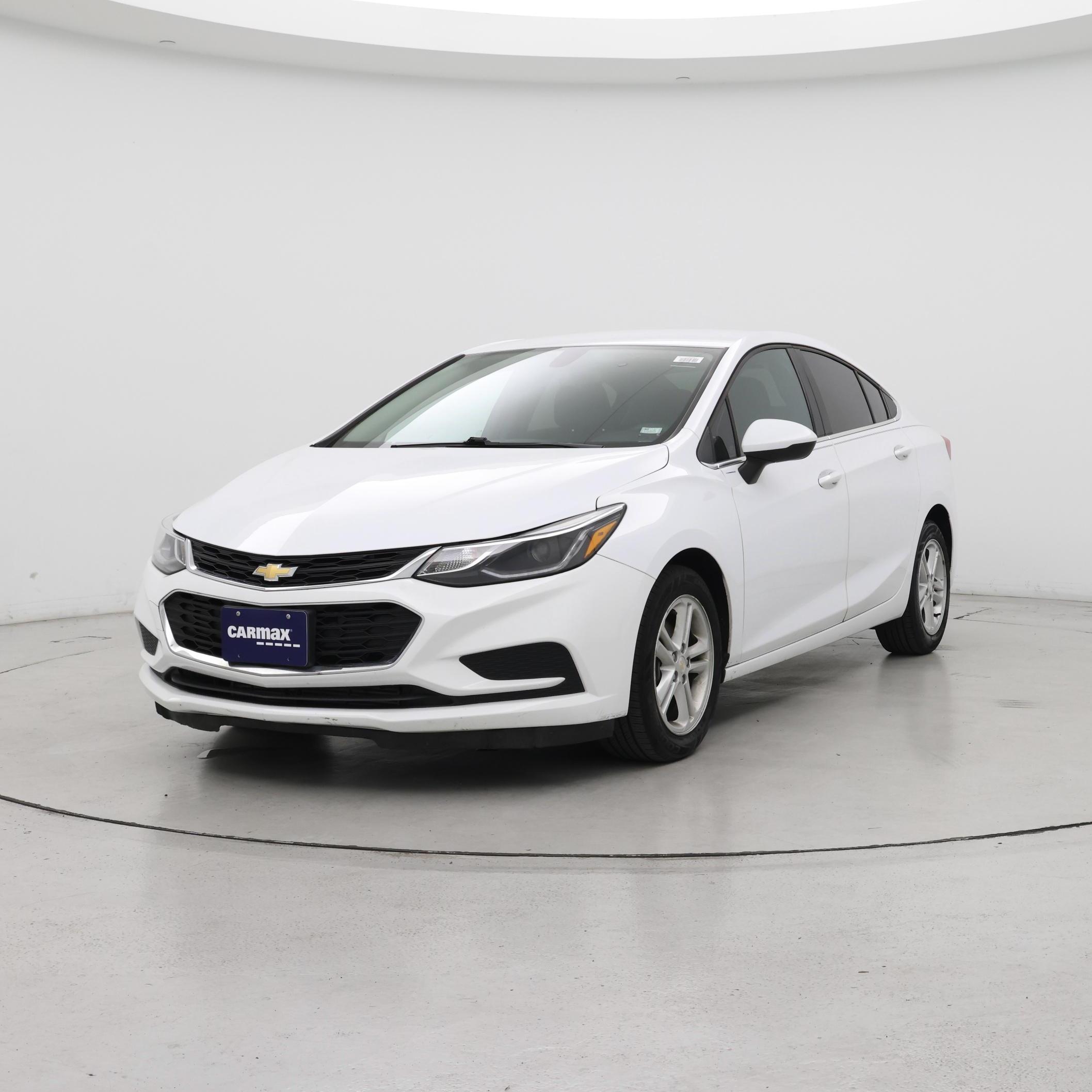Thumbnail: 2018 Chevrolet Cruze - 4