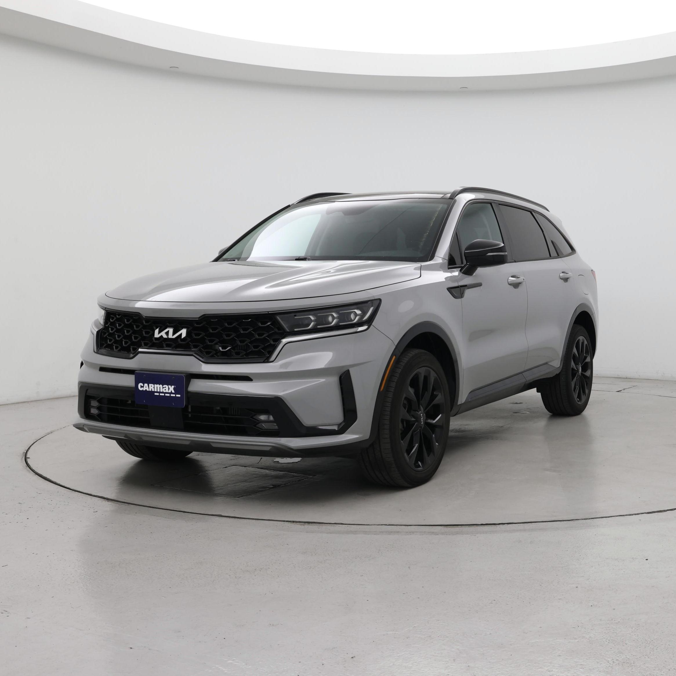 Thumbnail: 2023 Kia Sorento - 4